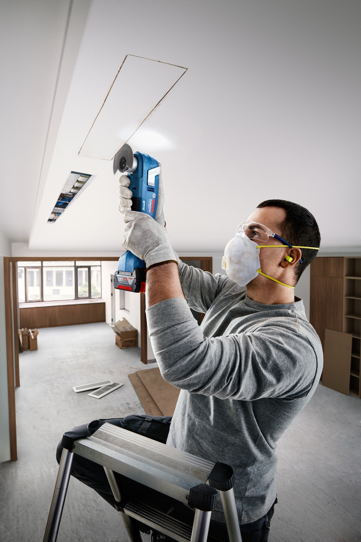 Bosch Professional Multischleifer »»GOP 18V-34««, Starlock Tauchsägeblätter+Zubehör in L-BOXX, ohne Akku und Ladegerät