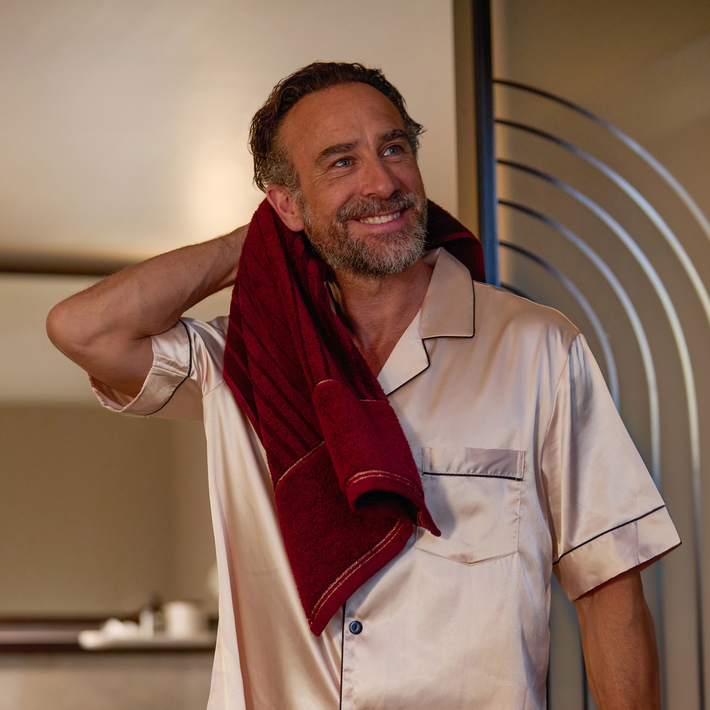 Möve Handtuch »Vibrant Opulence Ombre« aus Baumwolle und Lyocell gefertigt