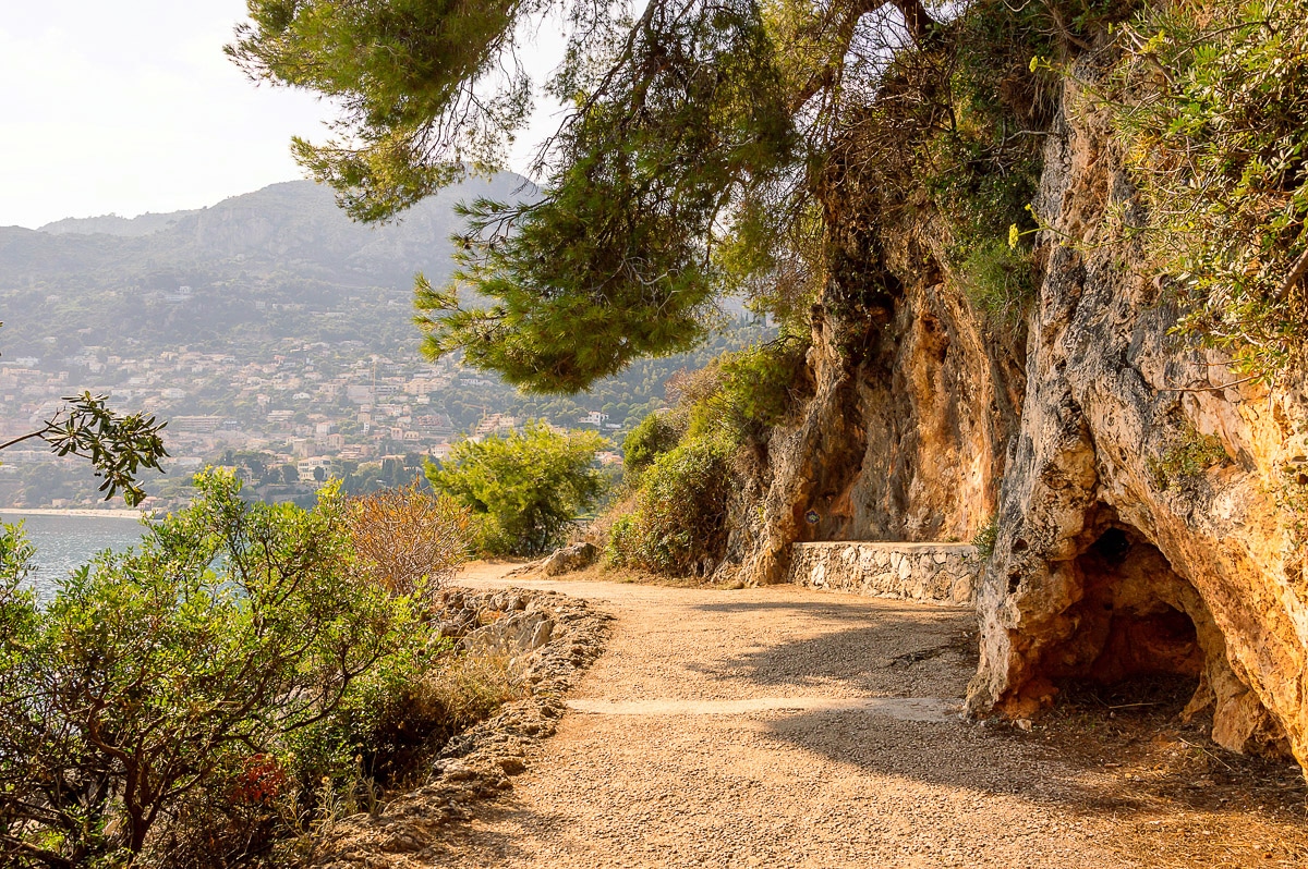 Papermoon Fototapete »Weg Cap Cap Martin« günstig online kaufen