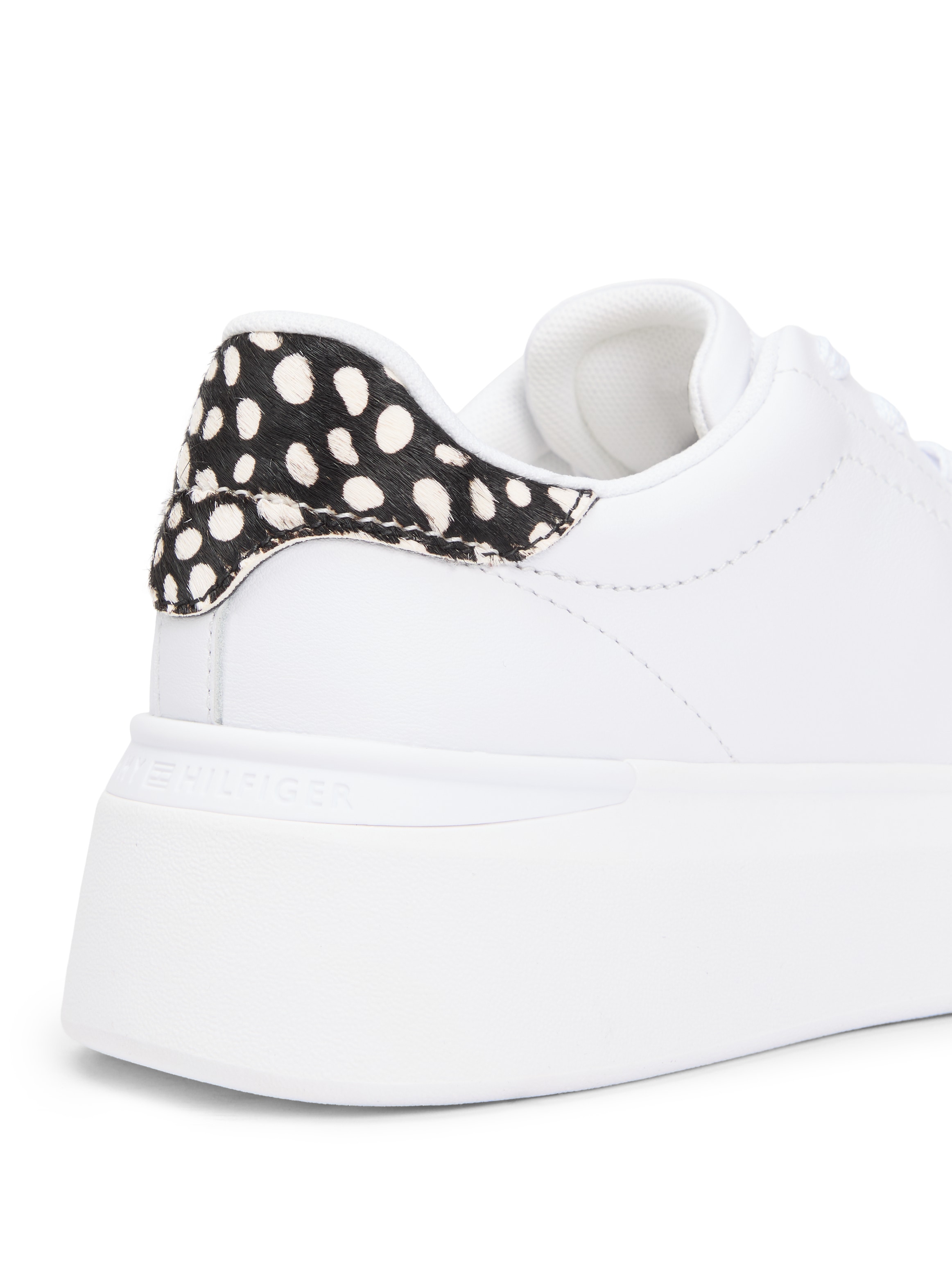 Tommy Hilfiger Plateausneaker »ANIMAL PRINT PLATFORM SNEAKER«  , Schnürer, Halbschuh, Freizeitschuh, gepunkteter Braun-Beiger-Besatz