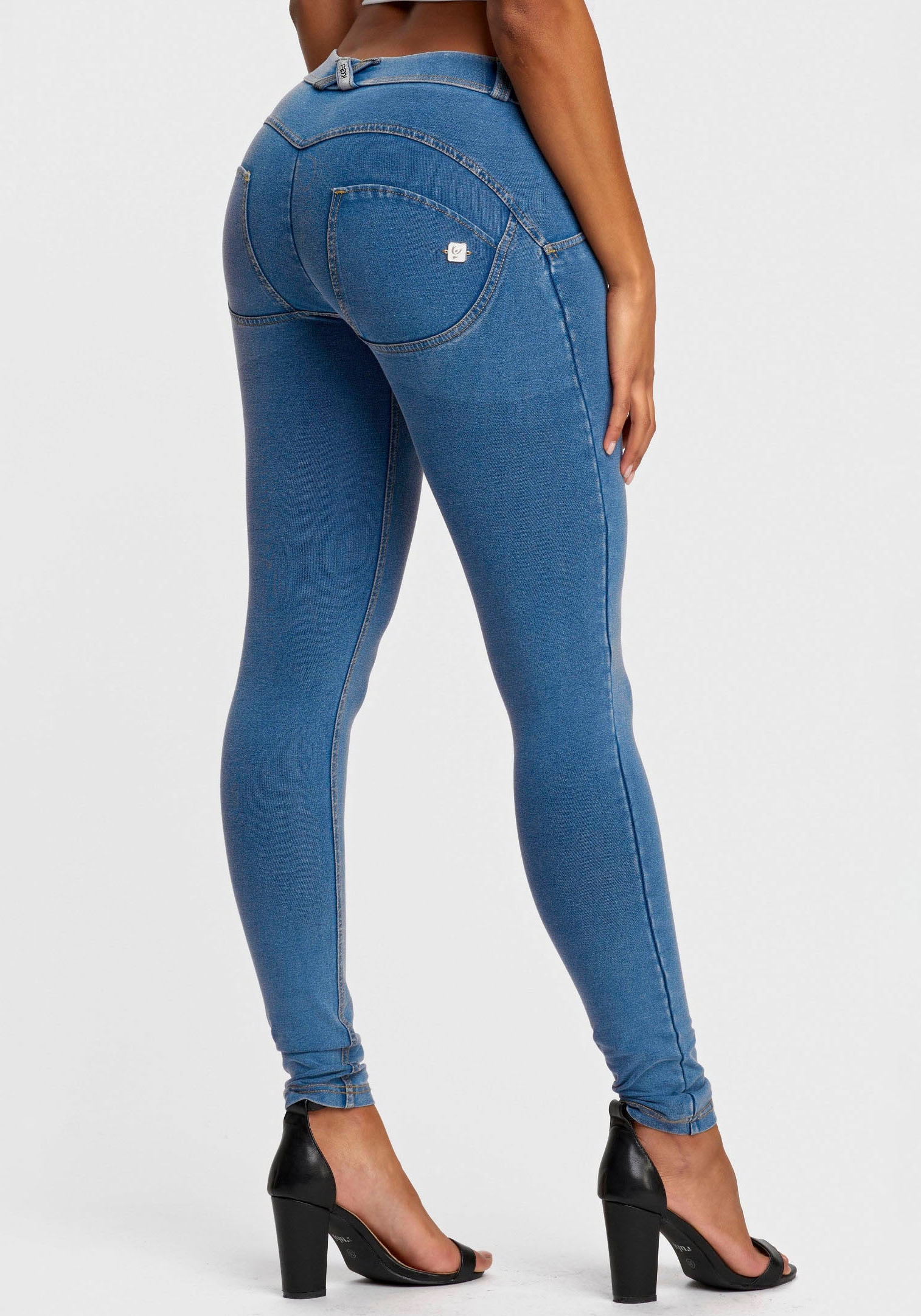 Freddy Jeggings »WRUP2RC002ORG«, mit Lifting & Shaping Effekt