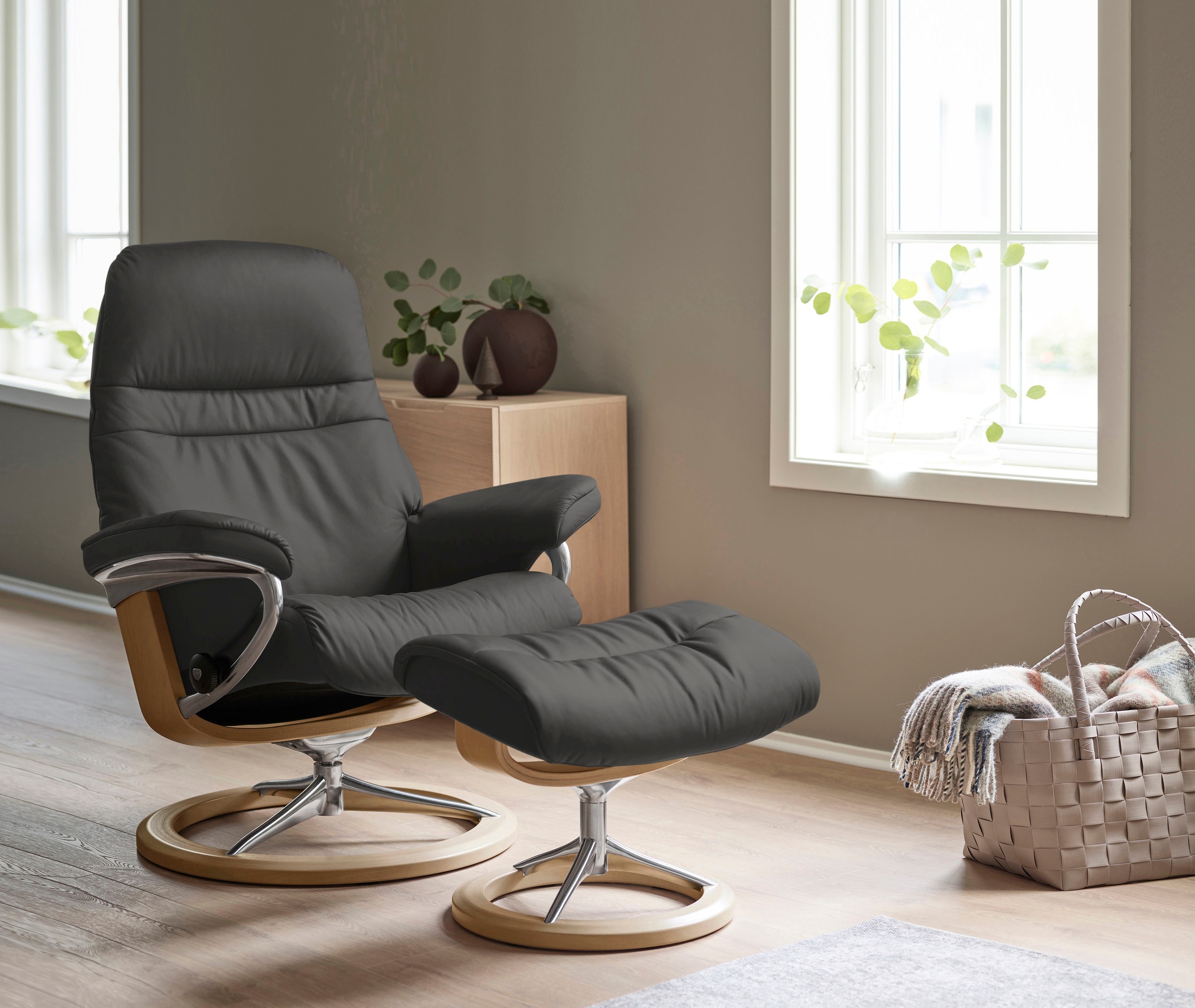 Stressless® Relaxsessel »Sunrise«, (Set, Relaxsessel mit Hocker), mit Signa günstig online kaufen
