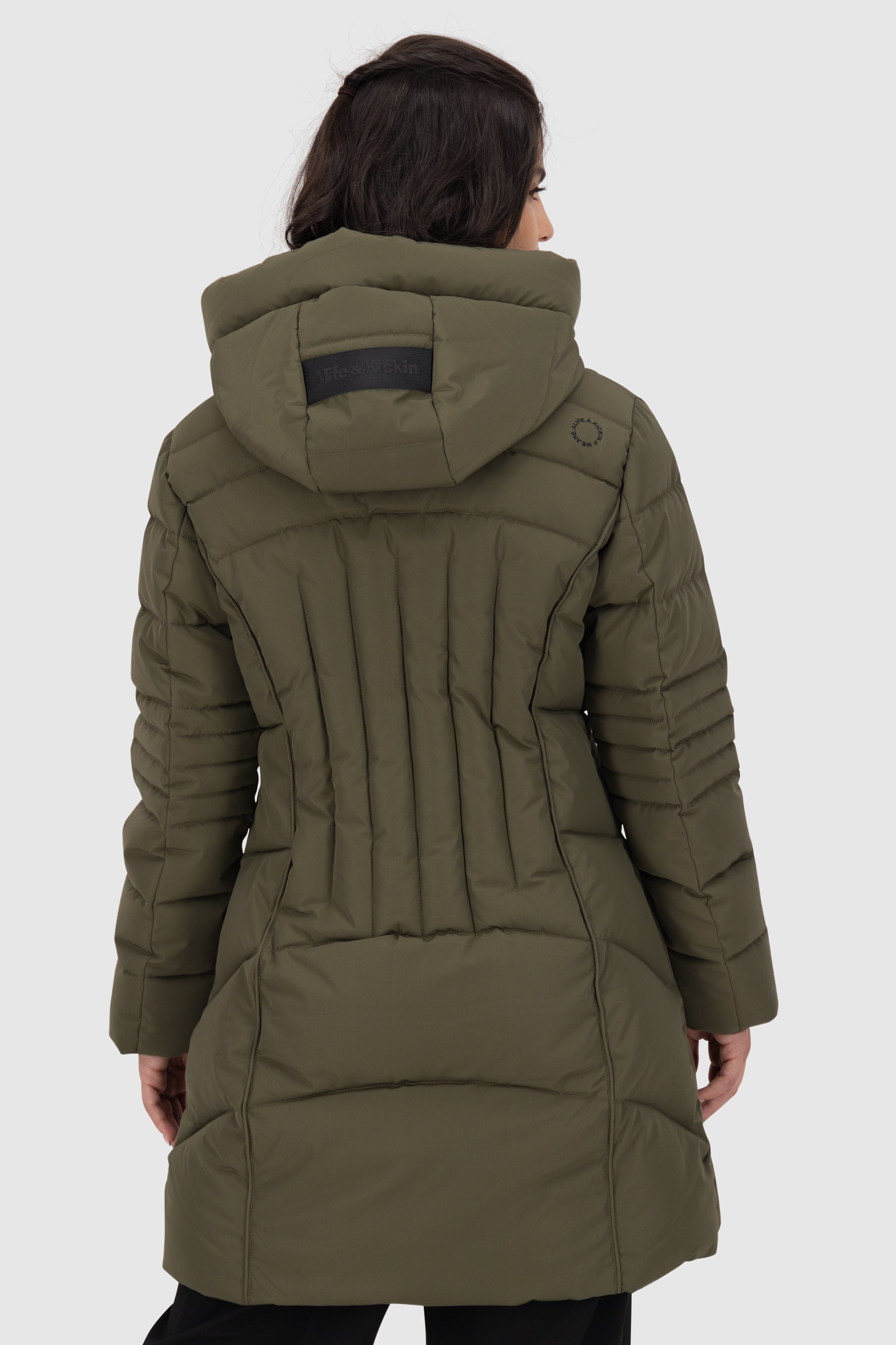 Alife & Kickin Winterjacke »Damen PriscillaAK A«, mit Kapuze, Gefütterter kurzer Mantel mit figurbetonter Passform und 2-Wege-Zip