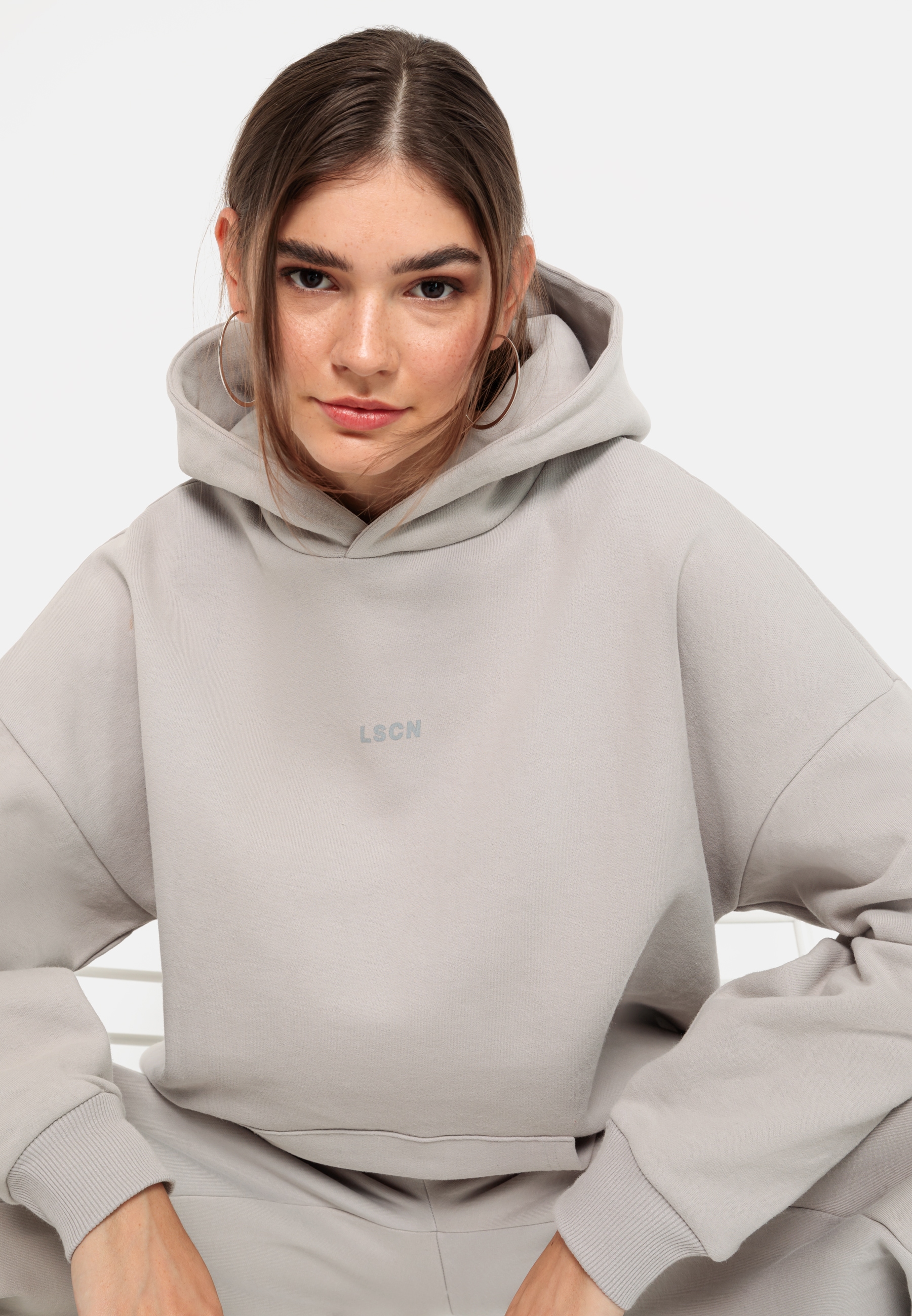 LSCN by LASCANA Hoodie, mit aufgesetzter Kängurutasche