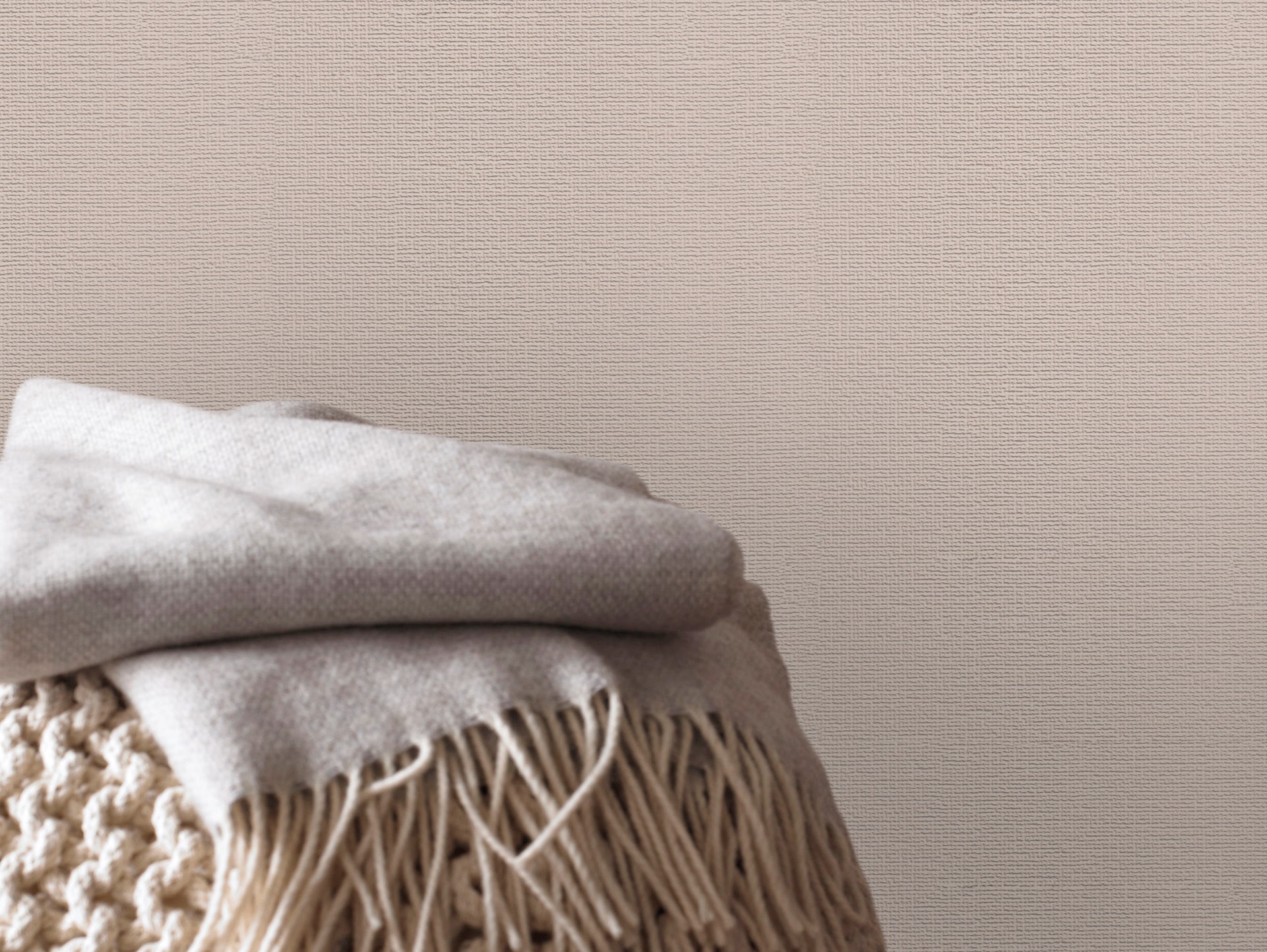 Superfresco Easy Vliestapete »Textil Uni« uni aufgeschäumt Taupe - 10m x 52 cm