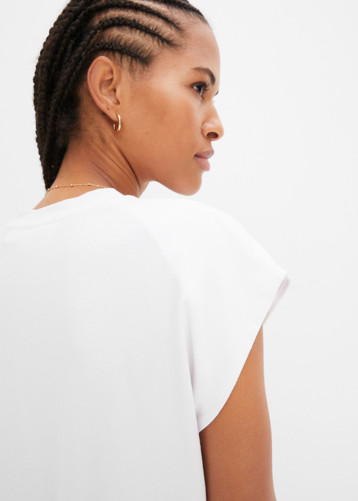 bonprix T-Shirt »T-Shirt aus softer Viskose« Mit Rundhalsausschnitt und angeschnittenen Ärmeln