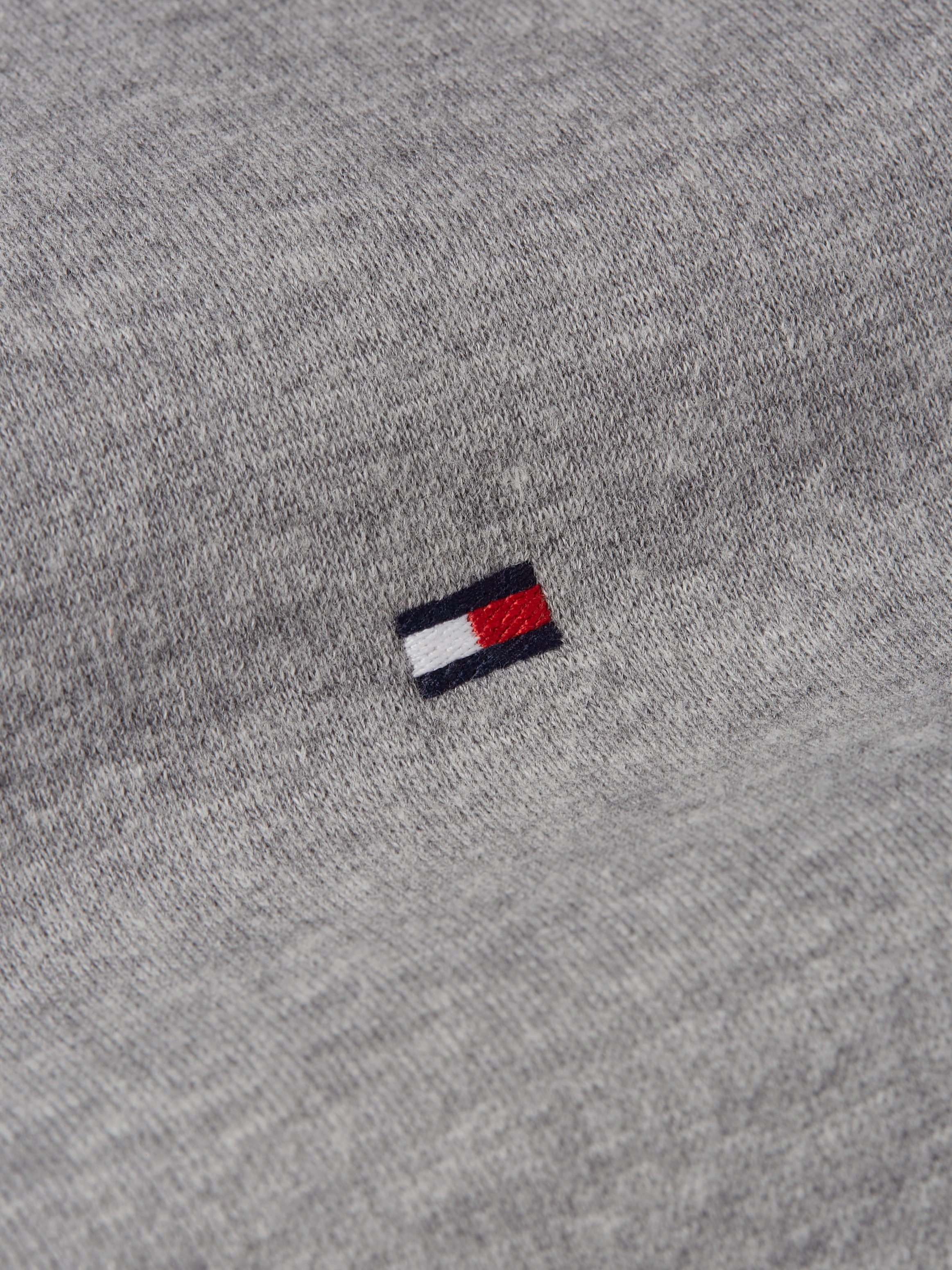 Tommy Hilfiger Sweatjacke »ESSENTIAL FLEECE ZT STAND COLLAR«, mit Logostickerei