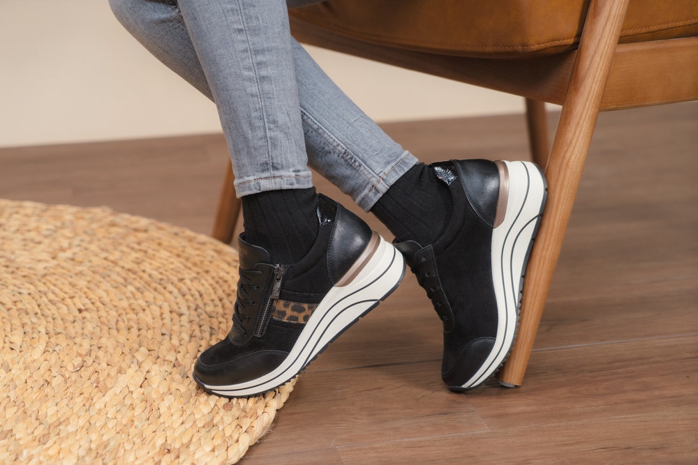 Remonte Keilsneaker  Schnürschuh, Halbschuh, Freizeitsneaker in veganer Verarbeitung