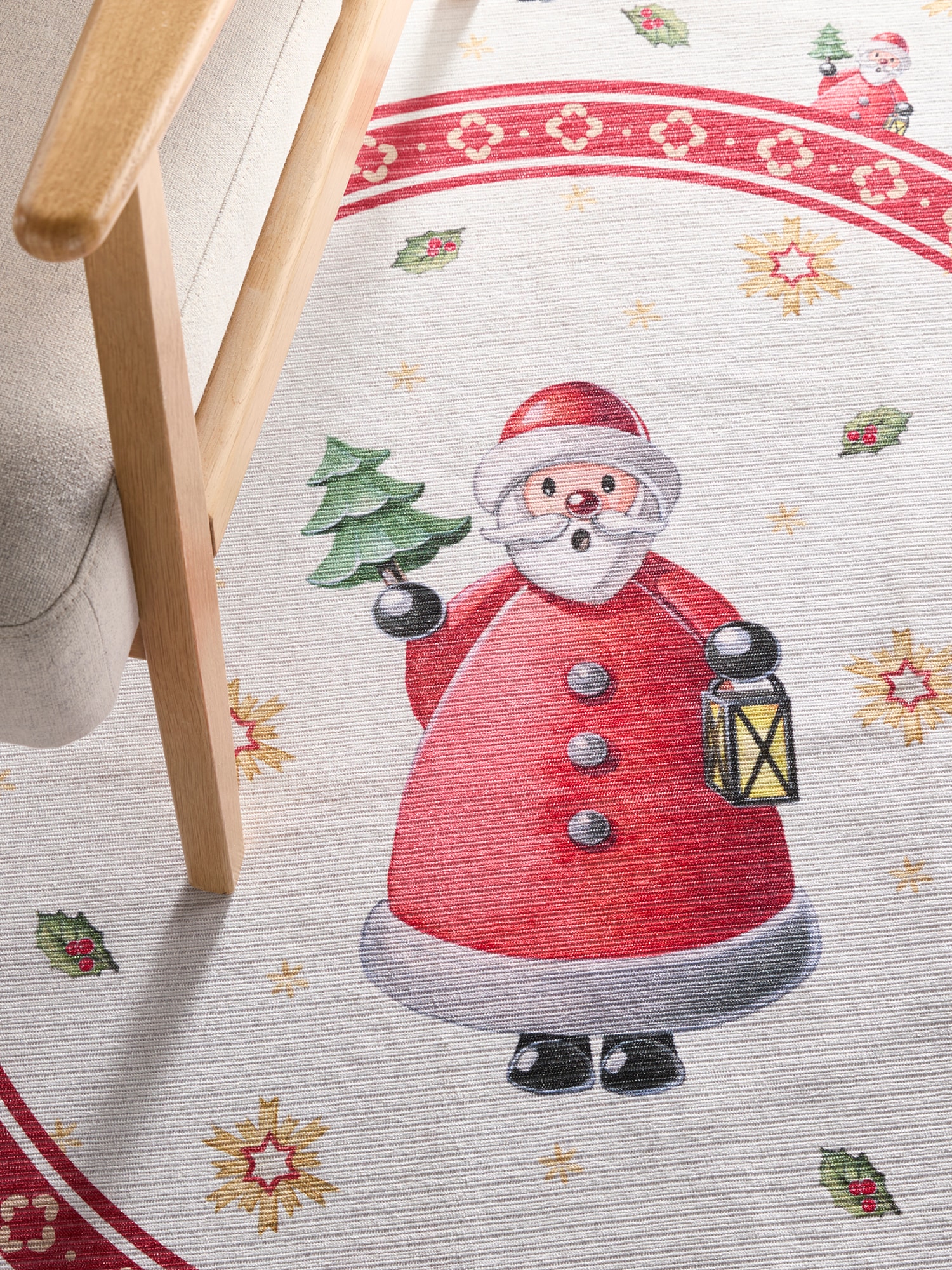 Villeroy & Boch Teppich »Toy's Deleight Limited Edition Santa Claus«, rund, 3 mm Höhe, Limited Edition, Weihnachten, Wohnzimmer, Baumrock, Waschbar, Rund