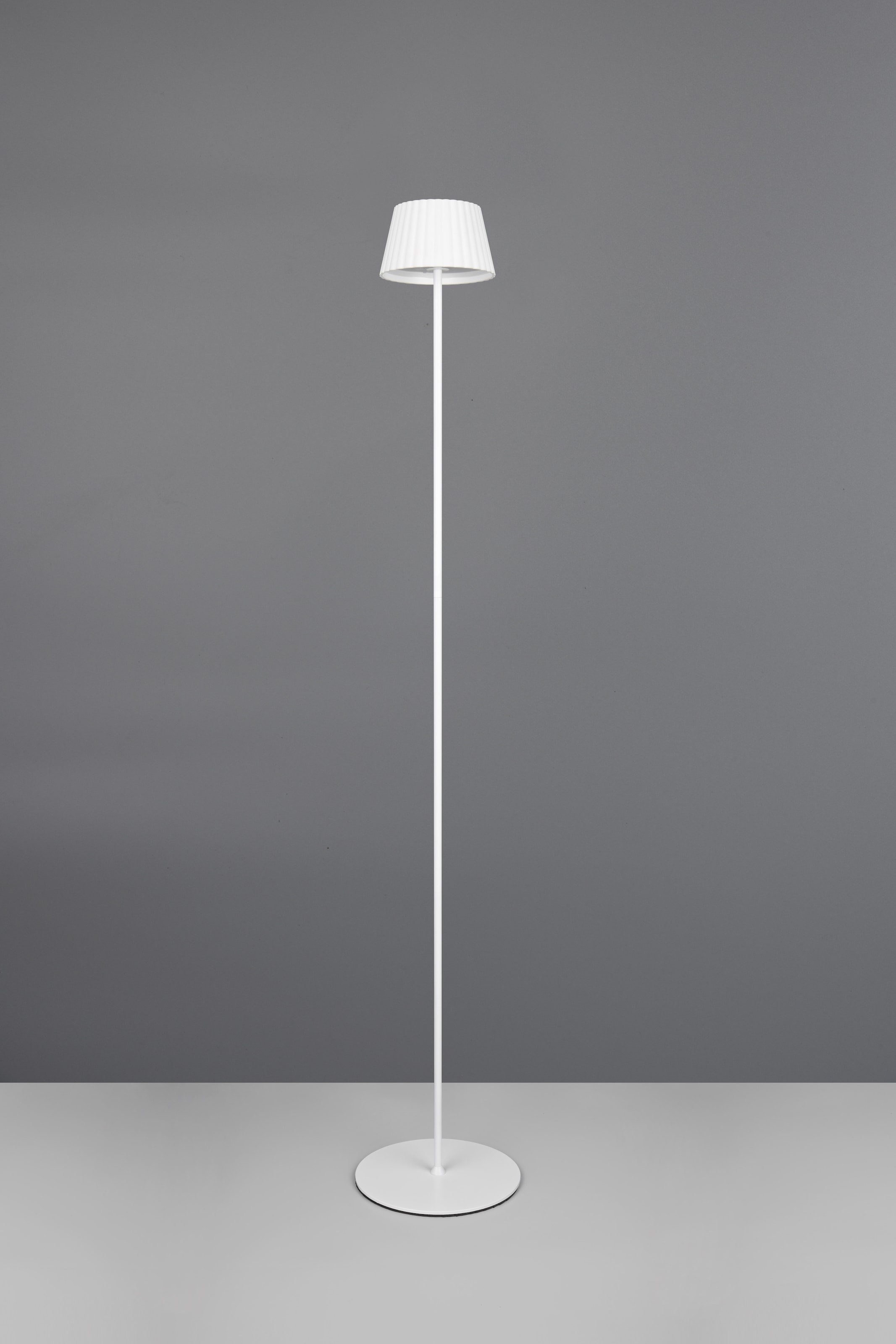 REALITY Leuchten LED Außen-Stehlampe »SUAREZ«, 1 flammig, Leuchtmittel LED-Board | LED fest integriert, Outdoor Akku Stehleuchte 123 cm, Touch-Dimmer, USB-C Anschluss, IP44