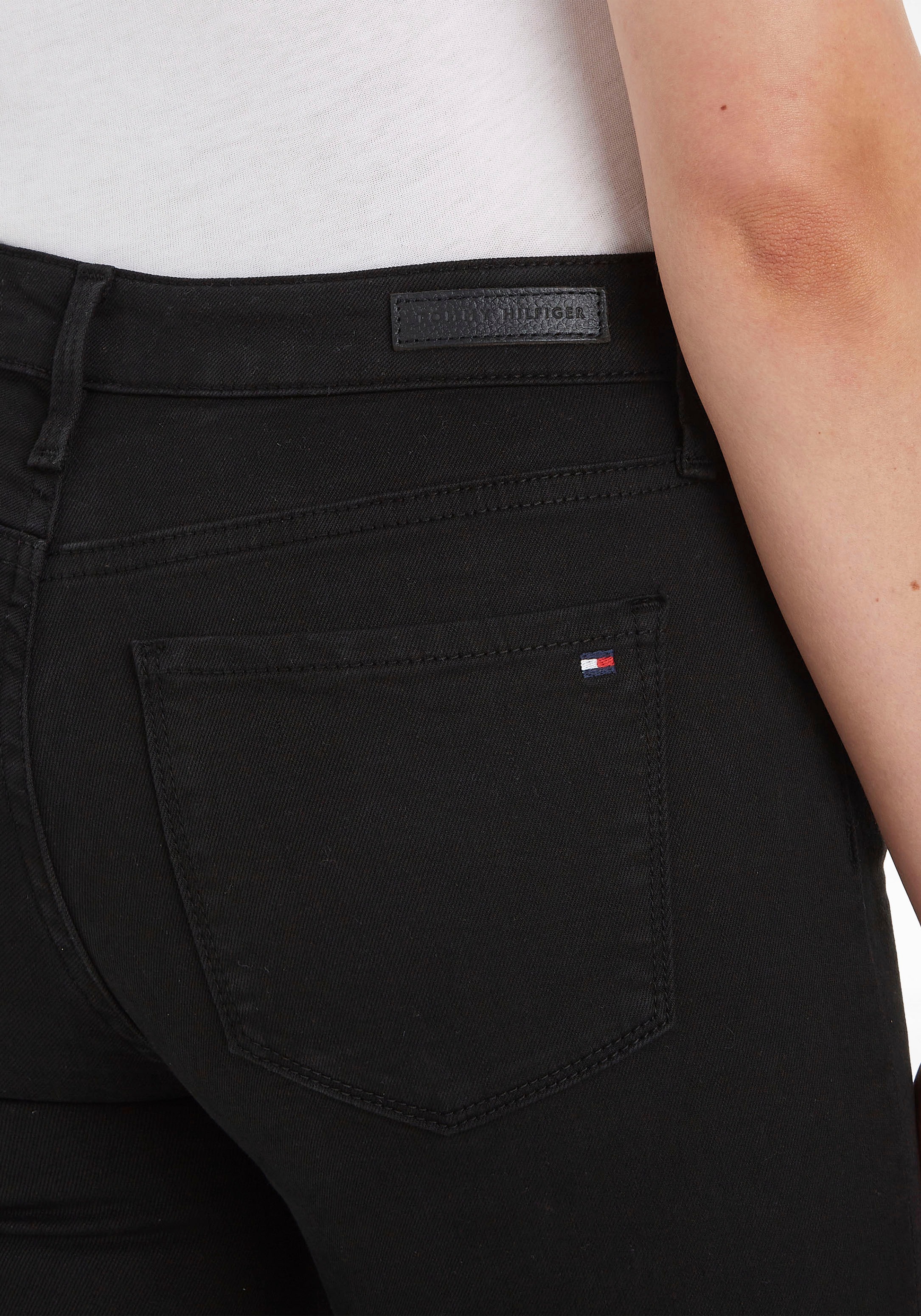 Tommy Hilfiger Skinny-fit-Jeans »HERITAGE COMO SKINNY RW«, mit Tommy Hilfiger Logo-Badge