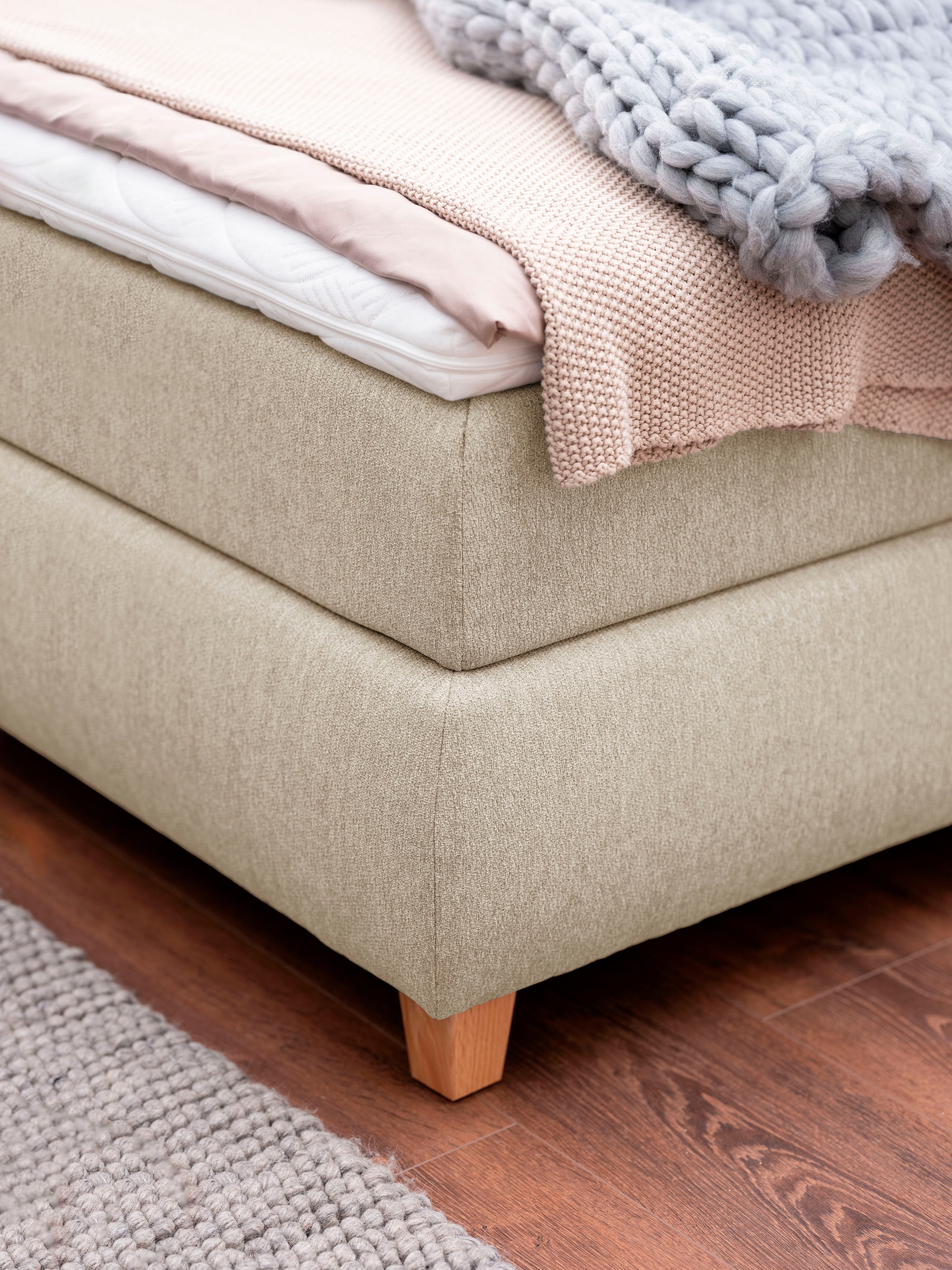 alina Boxspringbett »Luella«, ADA trendline Boxspringbett, inkl. Matratze und Viscoschaum-Topper