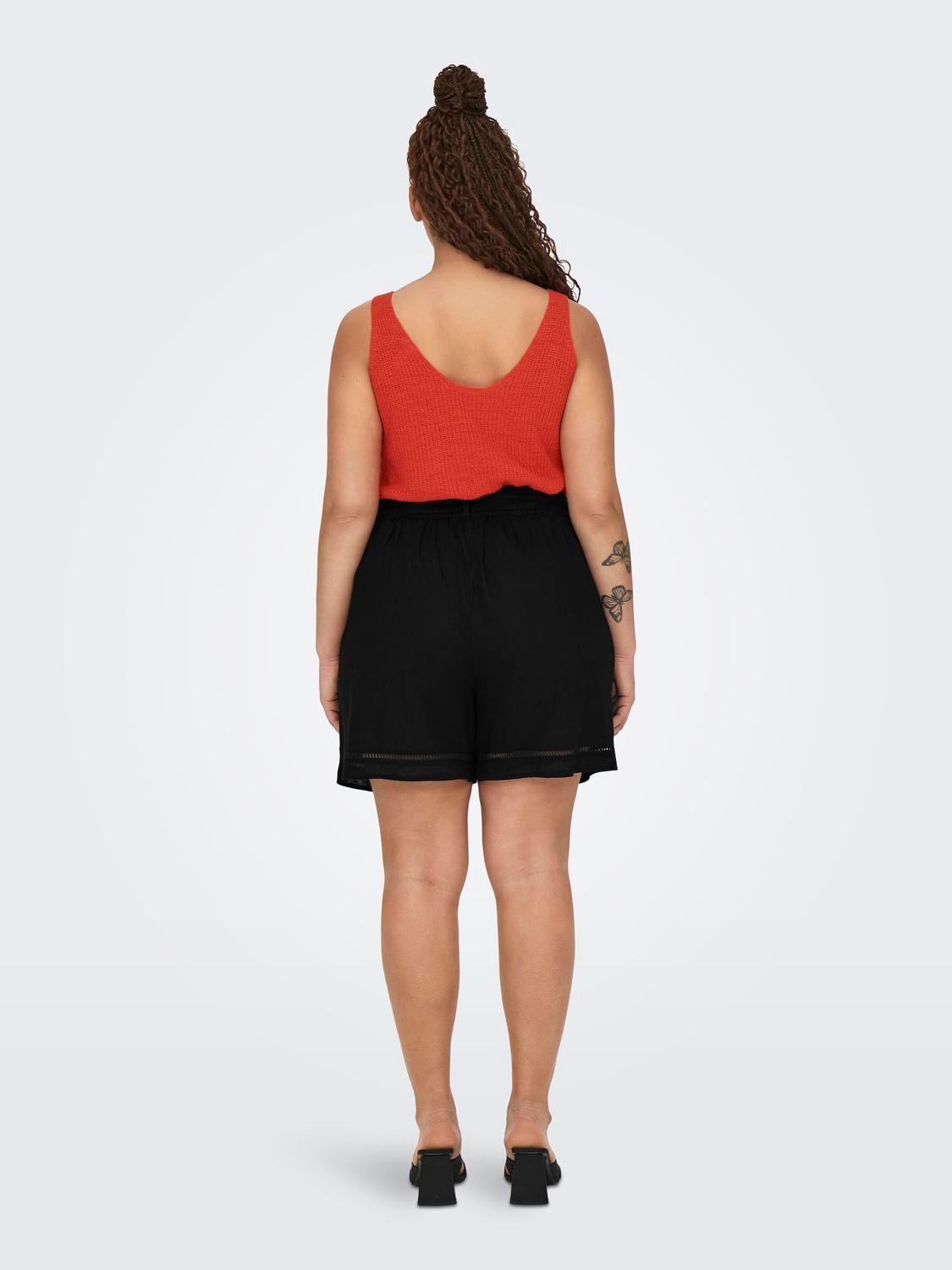 ONLY CARMAKOMA Shorts »CARJUPITER LIFE SHORTS WVN«