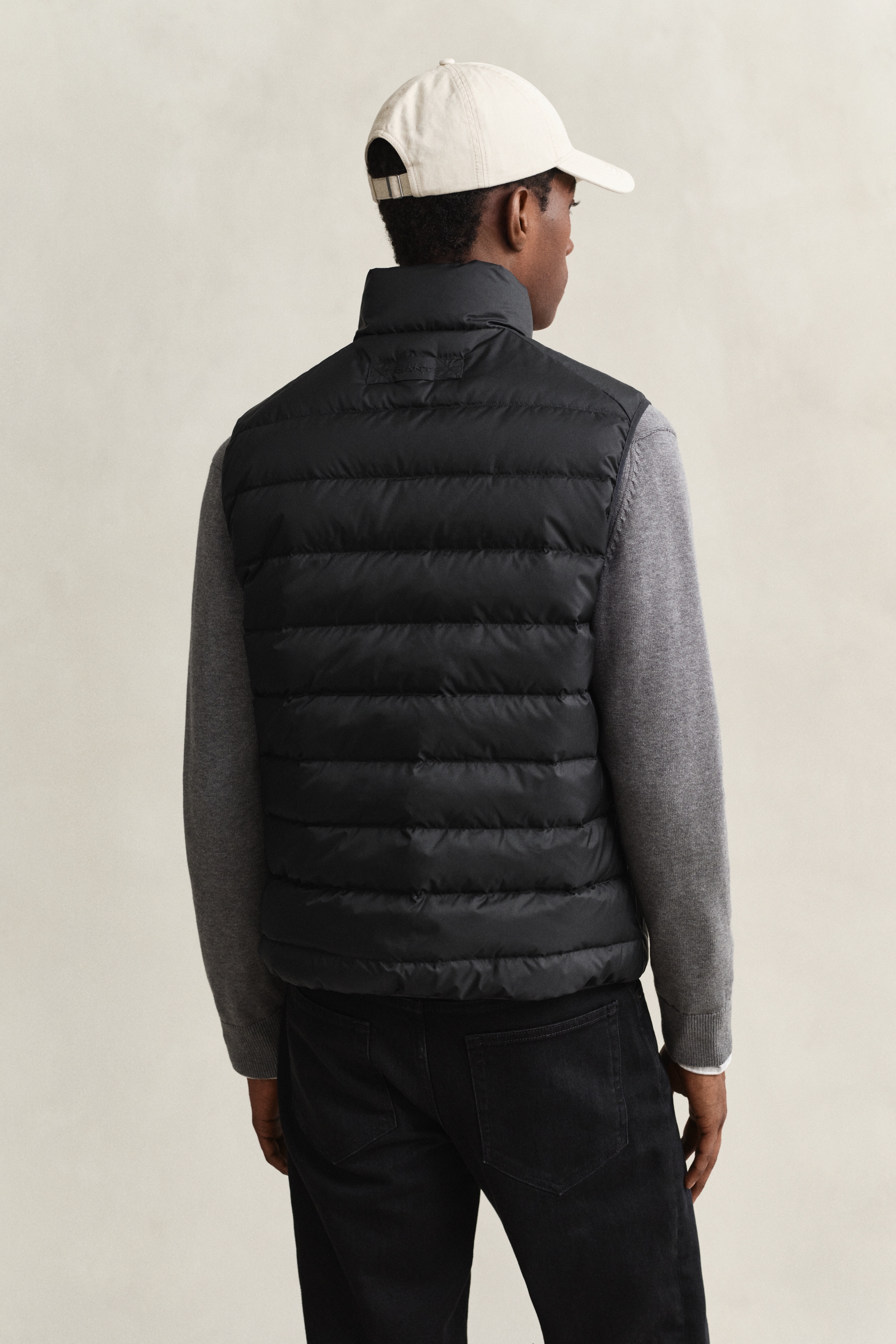 Gant Steppweste »LIGHT DOWN VEST« Regular fit mit Stehkragen