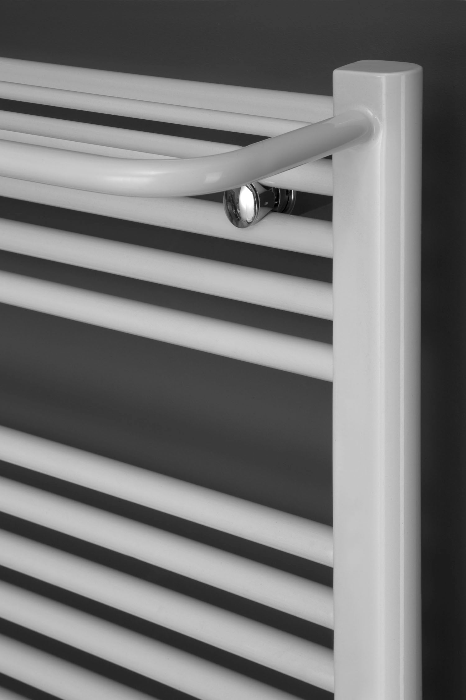 Ximax Elektrischer Badheizkörper »Plus, 1172 mm x 500 mm«, 600 Watt, Heizstab Typ 4, Weiß