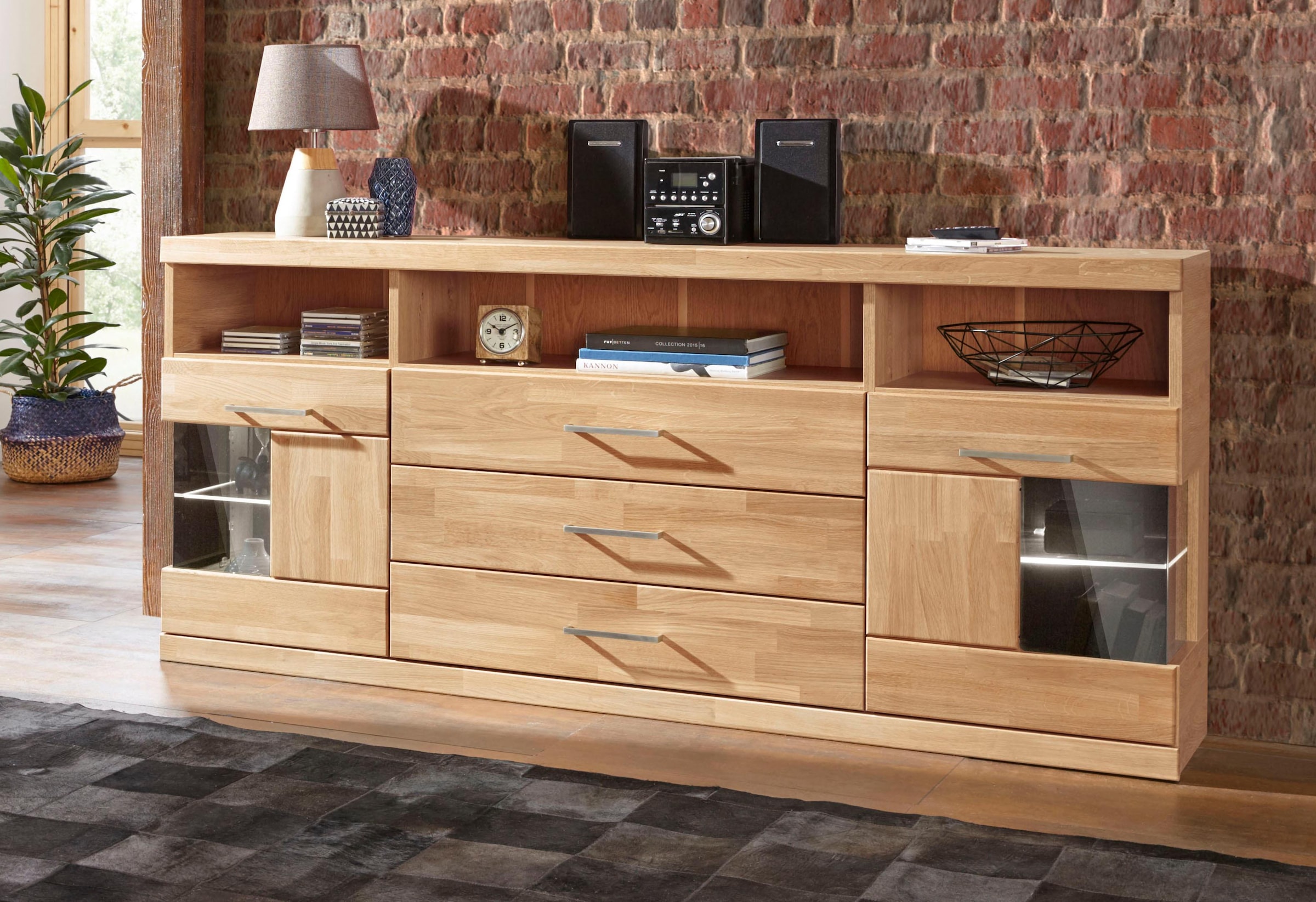 Home affaire Sideboard "Ribe,180cm breit, Fronten Massivholz,7 Fächer,Böden günstig online kaufen