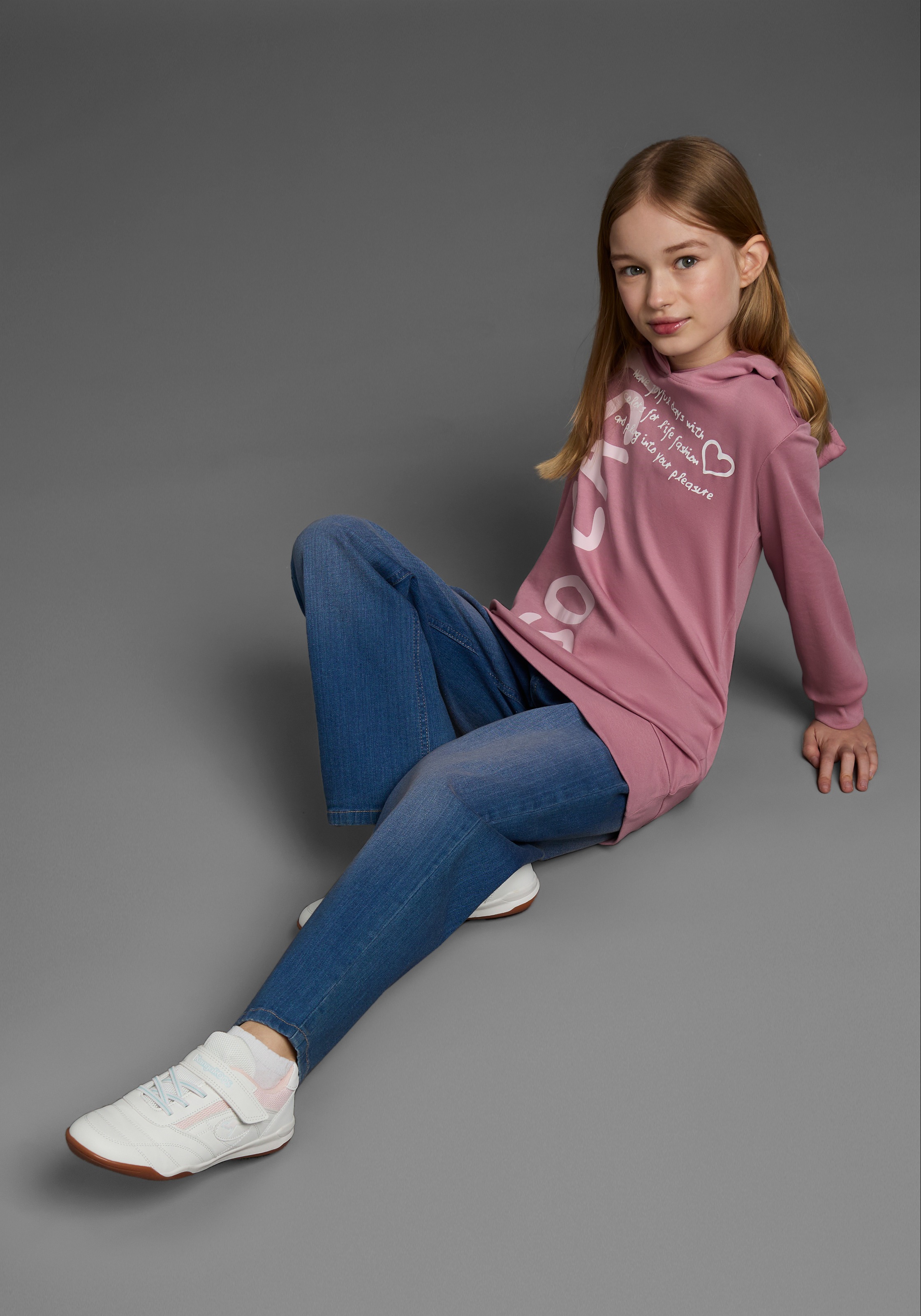 KIDSWORLD Kapuzenshirt »SO EASY - Print« Langarm,  Basic-Passform,  mit modischen Drucken