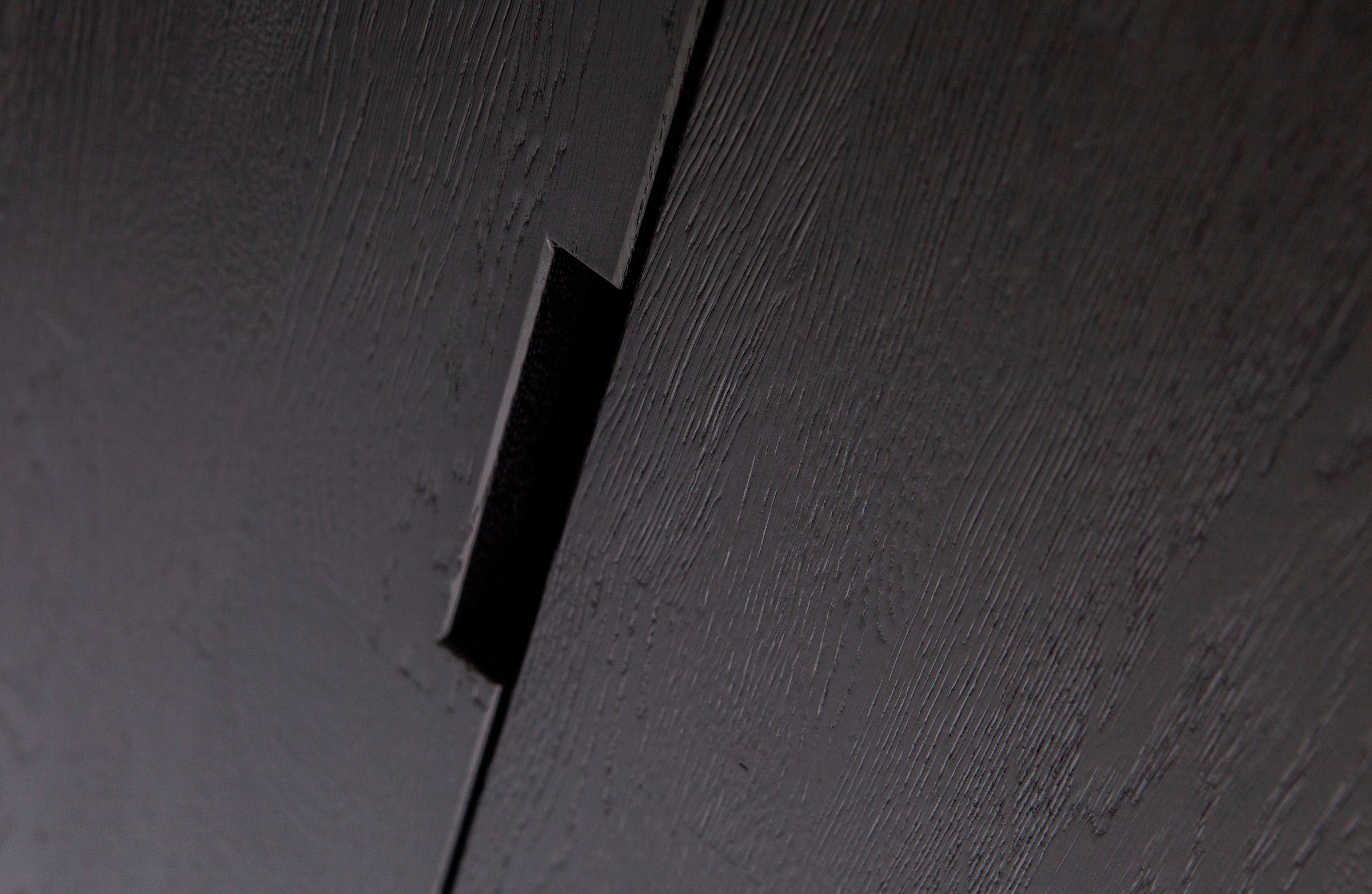 WOOOD Kleiderschrank