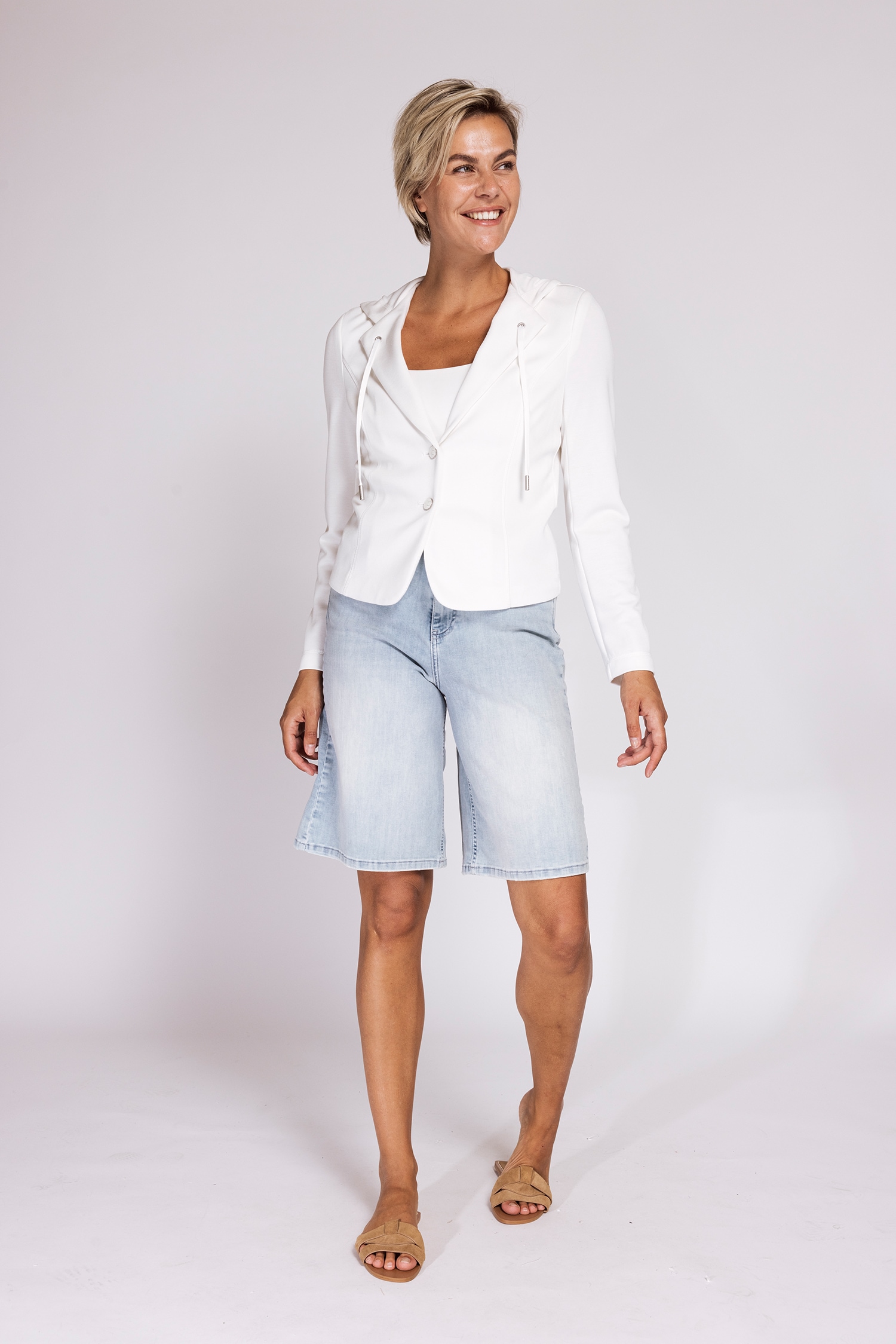 Zhrill Jerseyblazer »DARCIA Blazer mit Kapuze« mit 2-Knopf-Verschluss und Kapuze