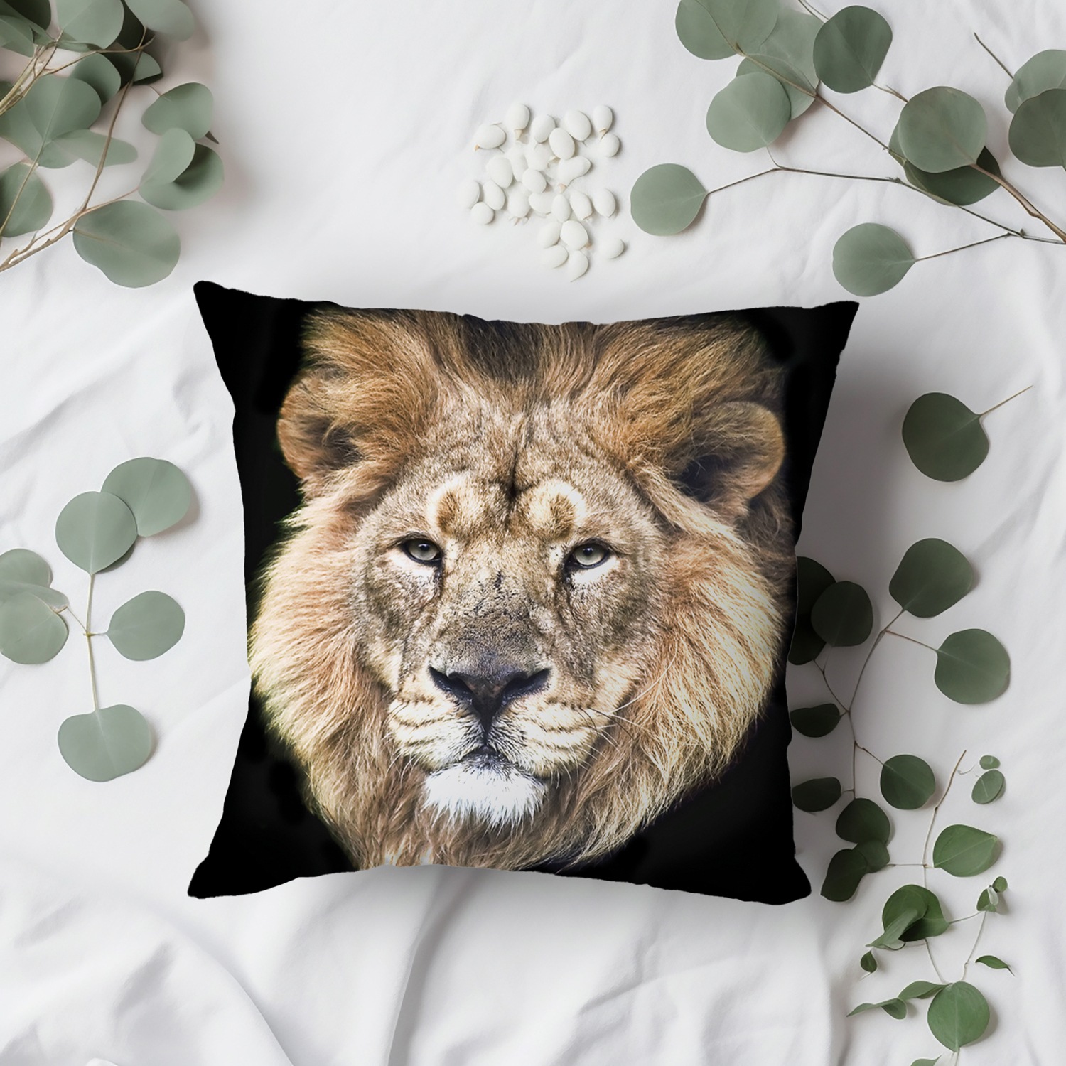 queence Dekokissen »Frank«, Kissenhülle,Löwe,Tiermotiv,Wildtier,Majestätisch,Naturmotiv,Kraftvoll