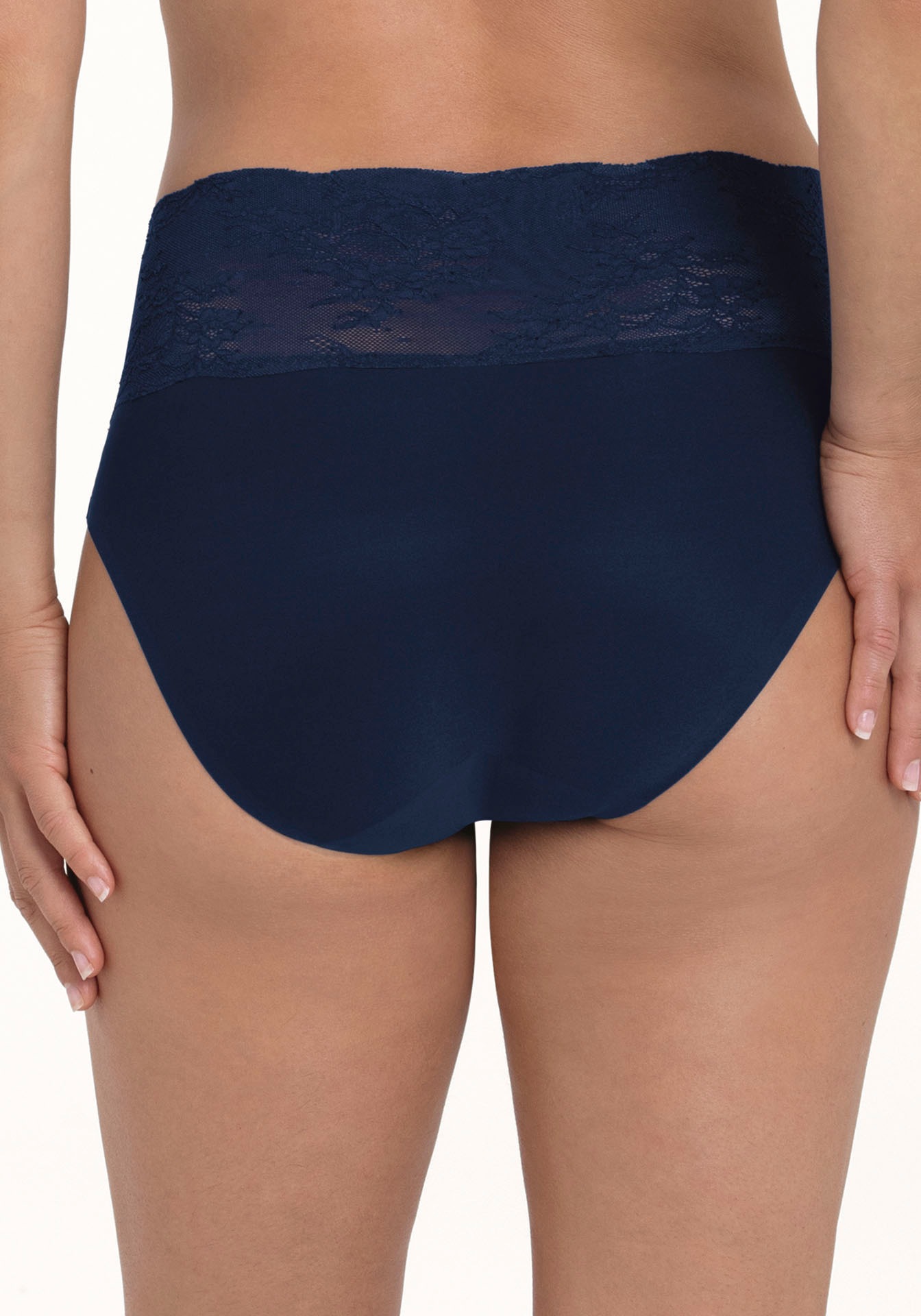 Anita since 1886 Taillenslip »Essential Lace« weich, feminin, elastisch, bequem, dekoratives Spitzenband