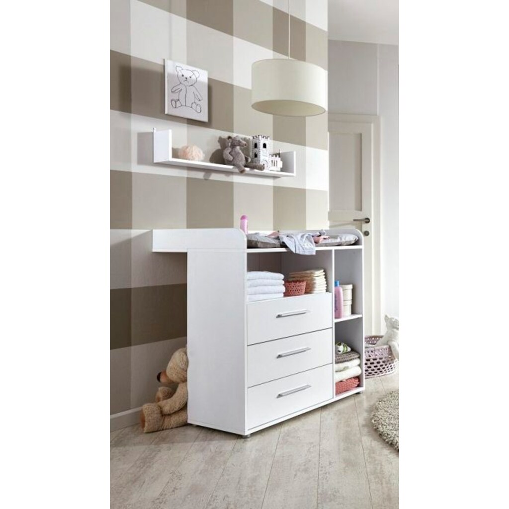 BMG Möbel Babyzimmer-Komplettset »Luis«, (Set, 5 St., Bett + Wickelkommode + 2-trg. Schrank + Standregal + Wandboard)