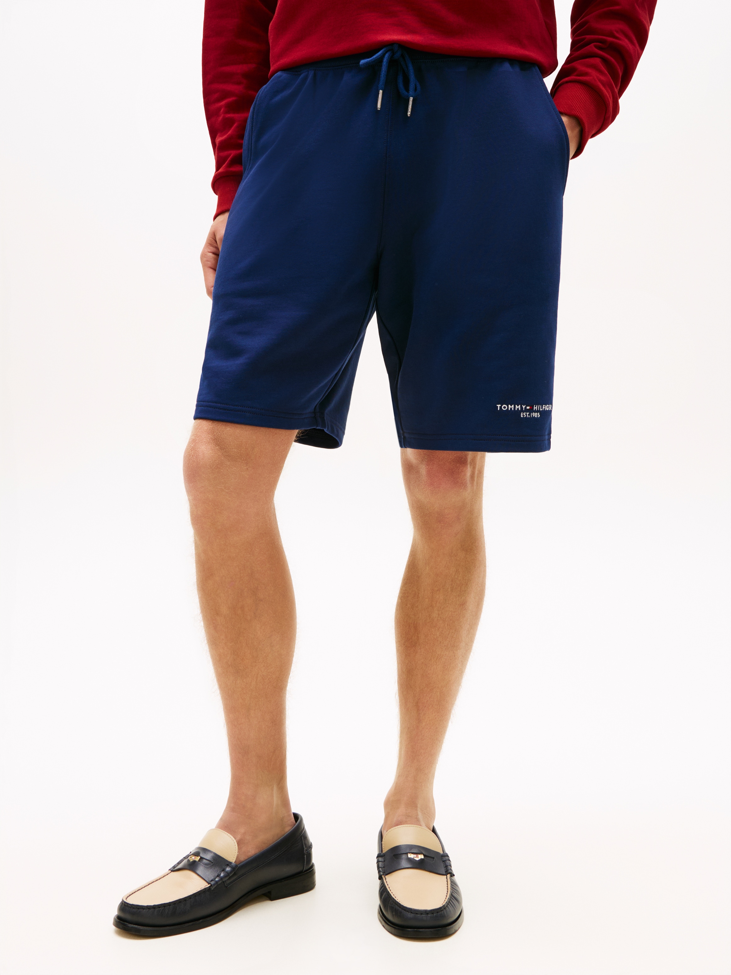 Tommy Hilfiger Sweatshorts »TOMMY LOGO«  Regular fit mit elastischem Bund