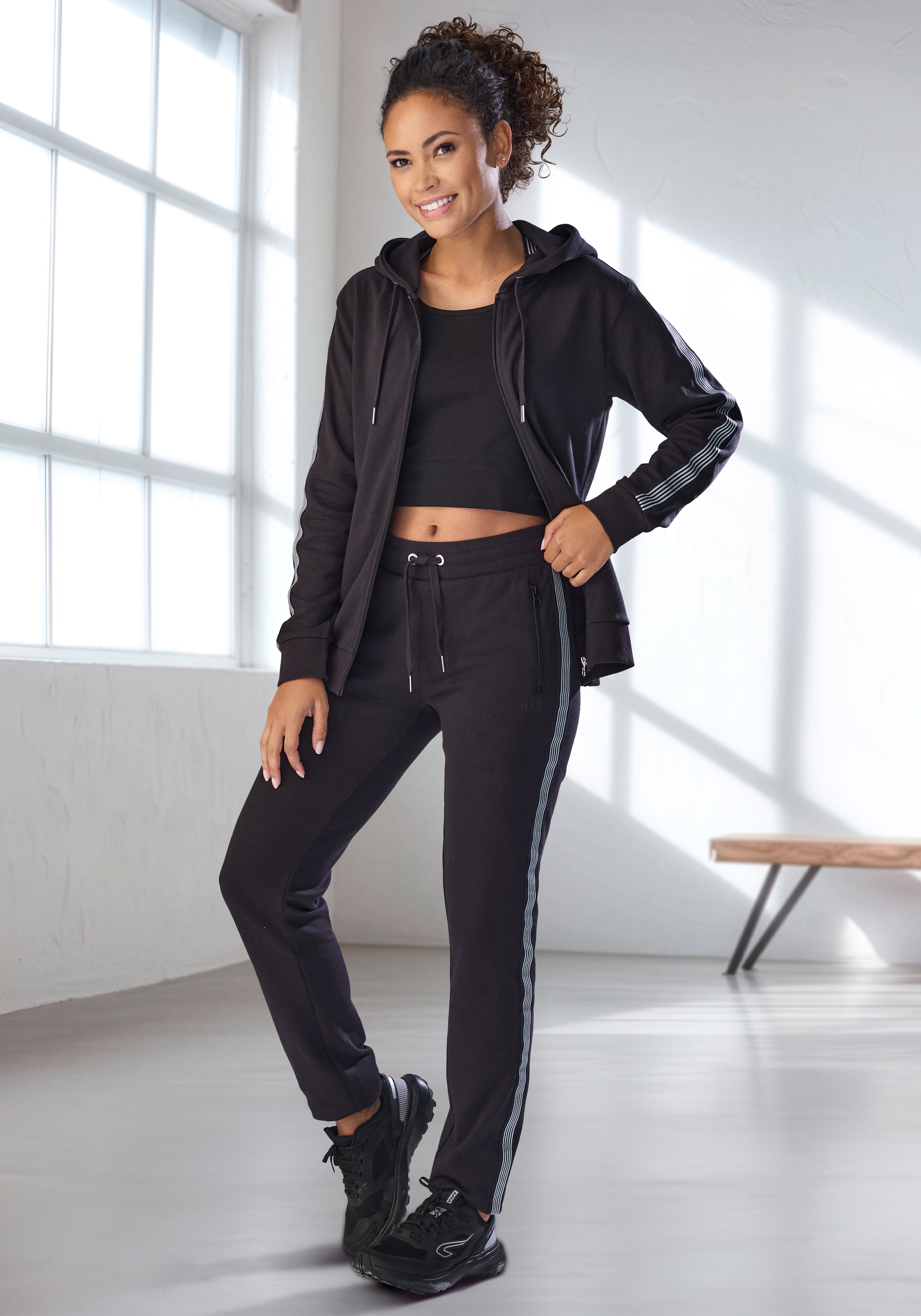 H.I.S Kapuzensweatjacke mit seitlichem Tapestreifen