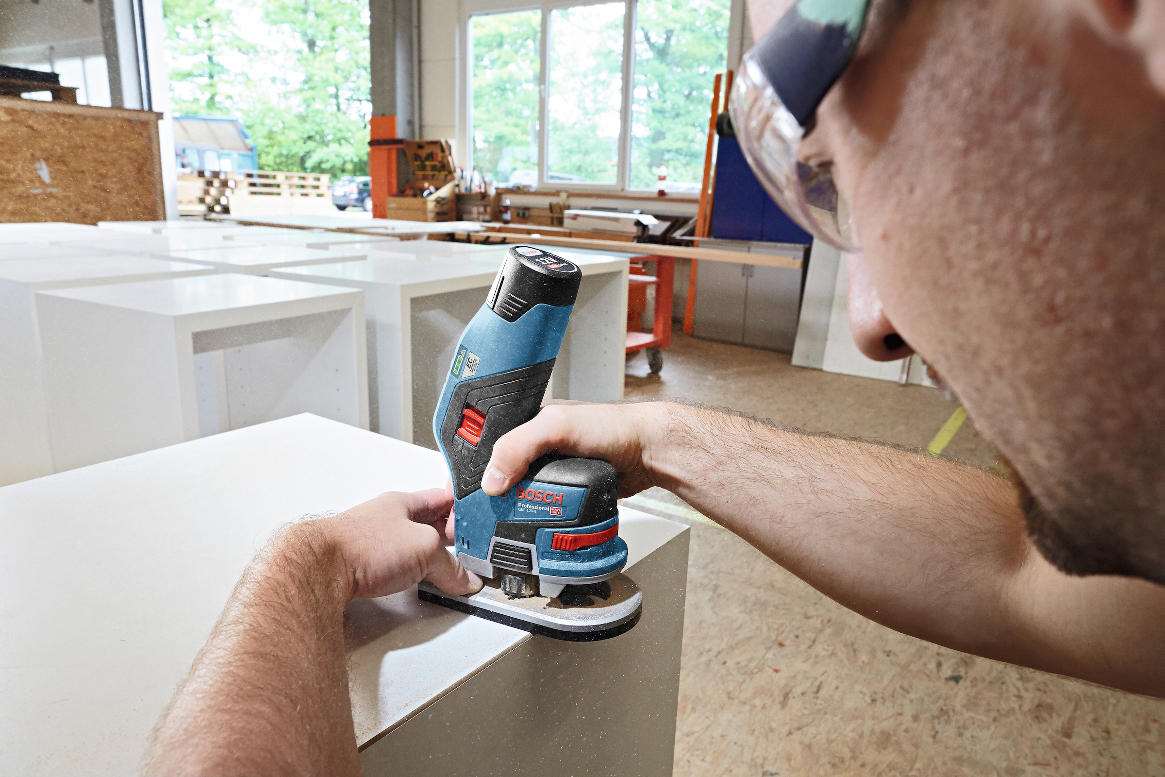 Bosch Professional Akku-Fräse »GKF 12V-8«, ohne Akku