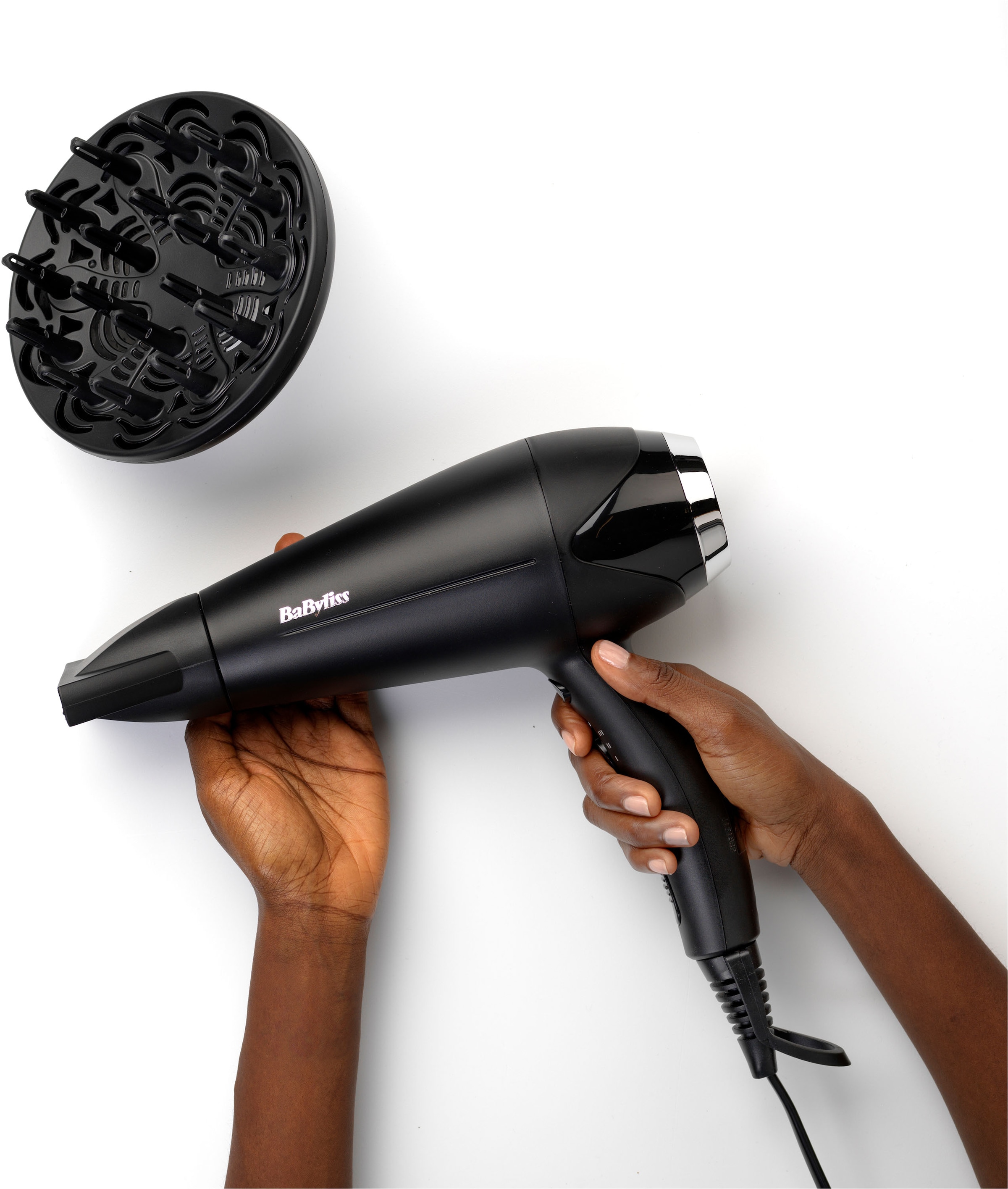 BaByliss Haartrockner »BaByliss Turbo Smooth 2200 Haartrockner, D572DE« 2.200 W 2 Aufsätze 2200W, Fön mit Ionen-Technologie, Föhn mit 2 Aufsätzen inkl. Diffusor