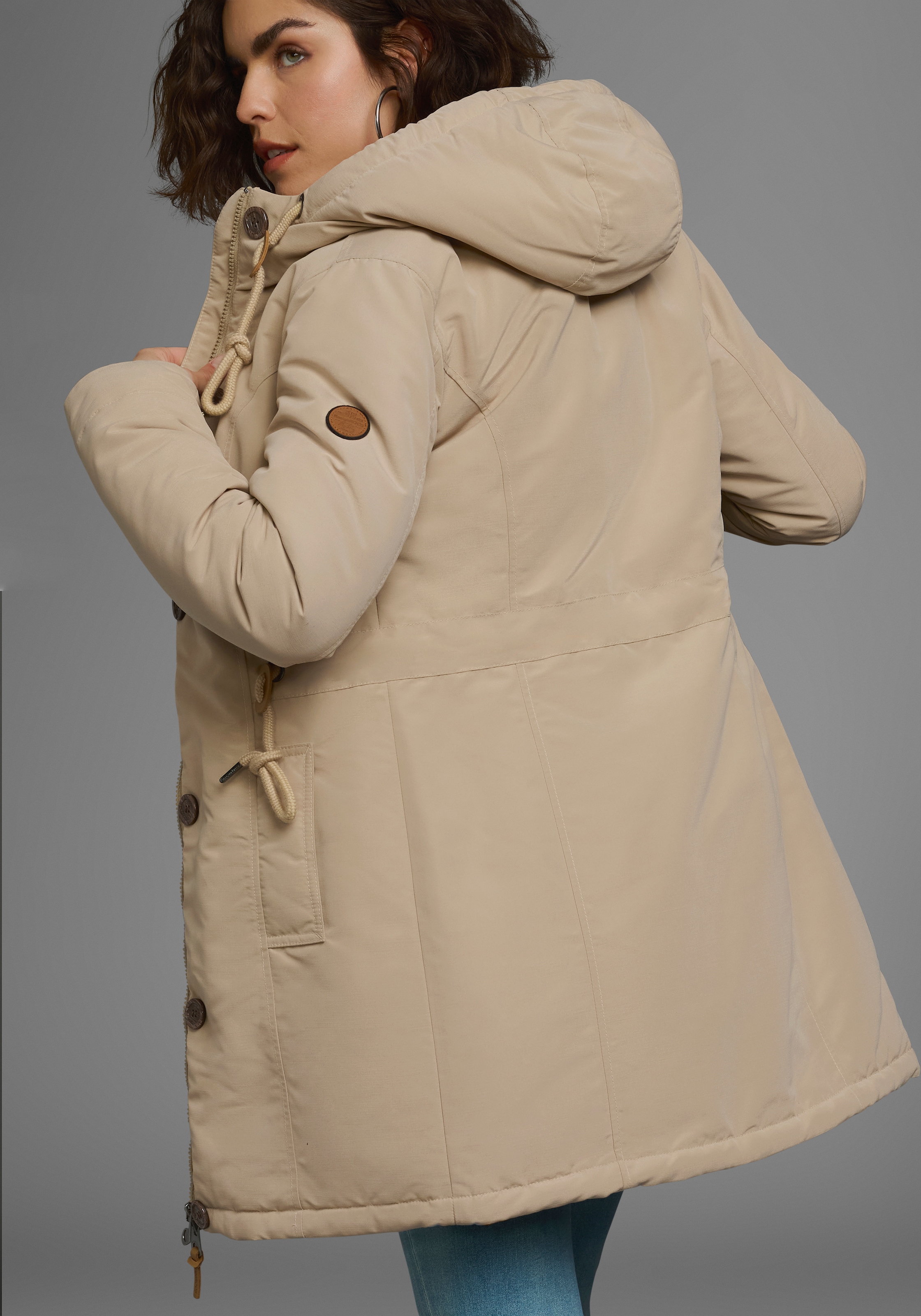 KangaROOS Winterjacke, mit Kapuze, für die kalte Jahreszeit, aus leichtem Webstoff, modisch