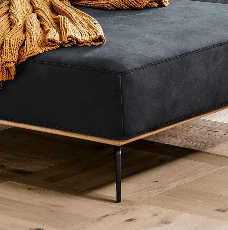 W.SCHILLIG Ecksofa »run, Designsofa mit tollem Sitzkomfort, bequem, L-Form«, mit Holzsockel, Füße in Schwarz pulverbeschichtet, Breite 299 cm