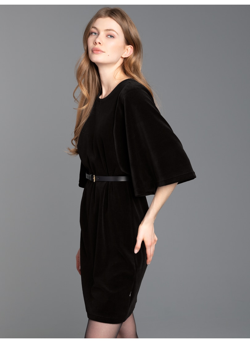 Trigema Jerseykleid »TRIGEMA Nicki Kleid mit weiten Ärmeln«, (1 tlg.)