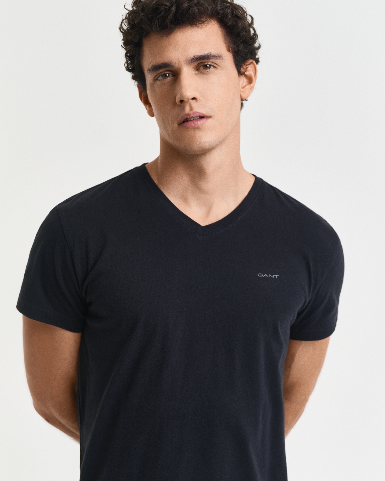 Gant Kurzarmshirt »V-NECK T-SHIRT 2-PACK«, Mit V-Ausschnitt