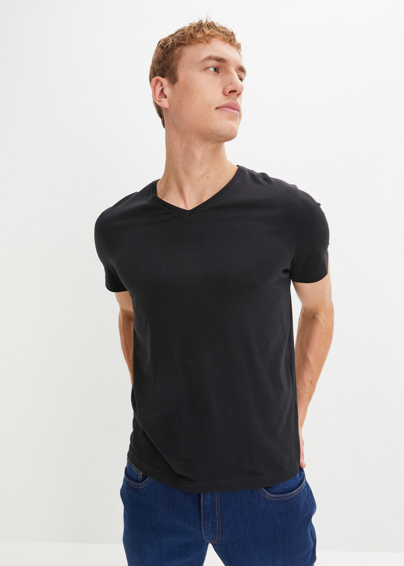 bonprix T-Shirt »T-Shirt mit V-Ausschnitt (3er Pack)« Packung, 3 Stk. Regular Fit, V-Ausschnitt, aus Baumwolle