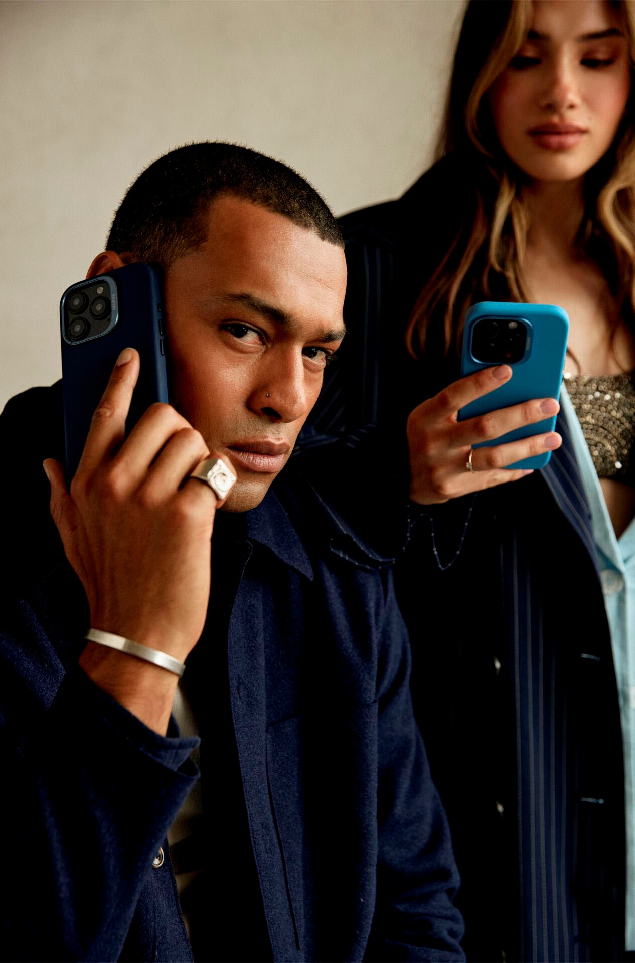 DECODED Smartphone-Hülle »AntiMicrobial Silicone Backc. iPhone 16 Pro«, Smartphones
