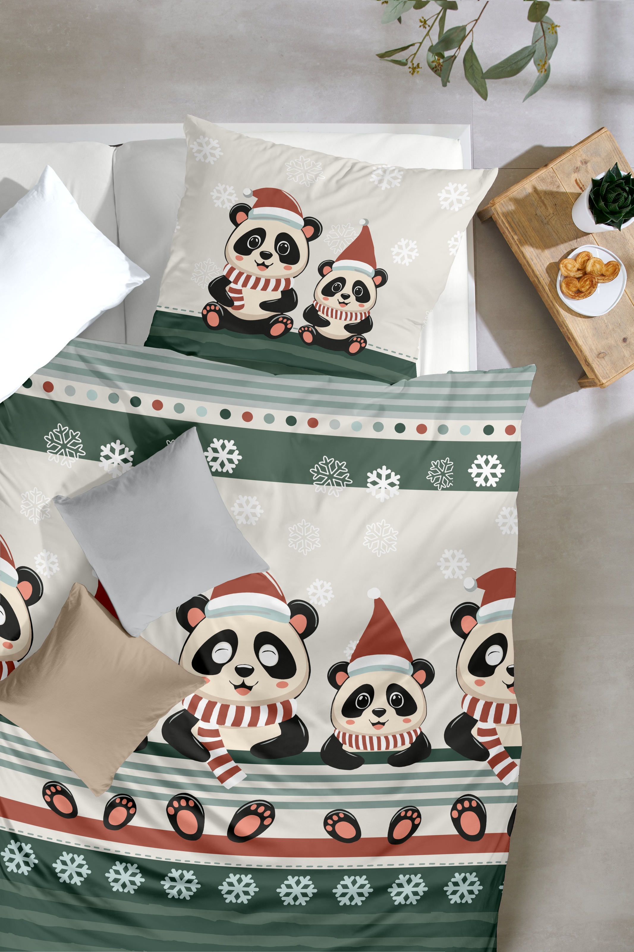 Primera Bettwäsche »Feinbiber-Bettwäsche Weihnachtspanda« 2 Stk. tlg. mit niedlichen Pandabären