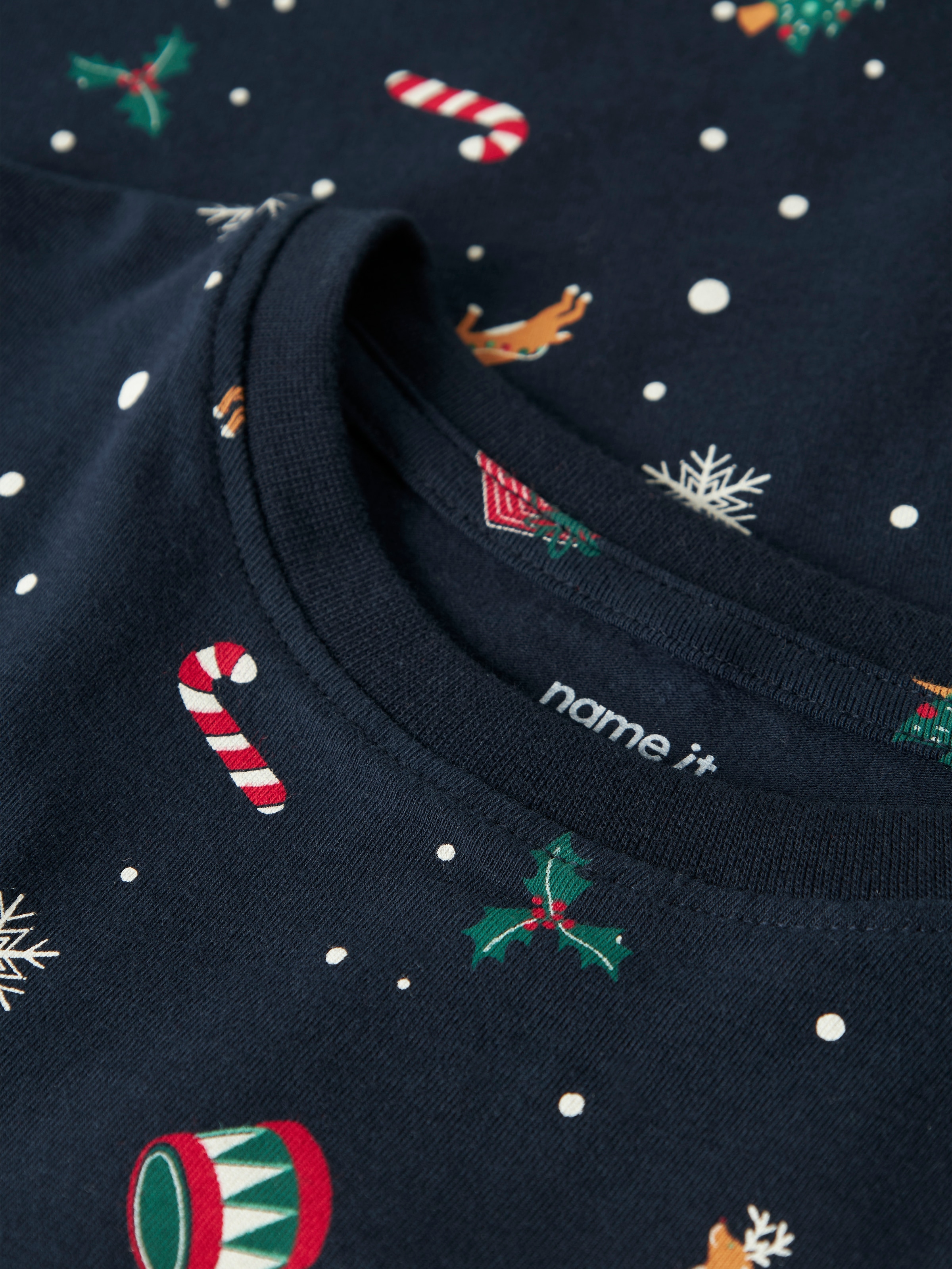 Name It Schlafanzug »NMNVISMAS LS NIGHTSET« Set, 2 tlg.