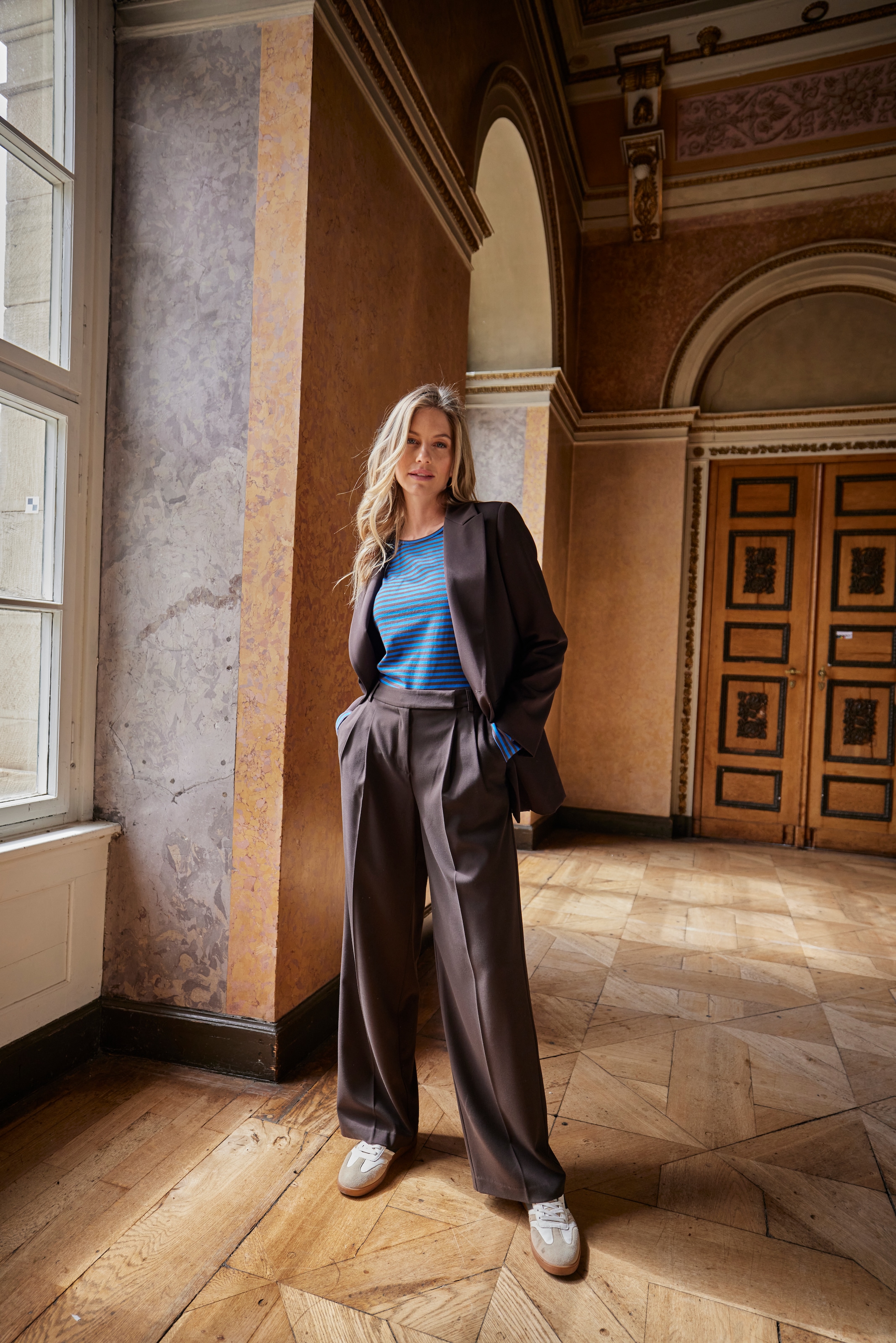 Aniston CASUAL Anzughose  mit Bundfalten
