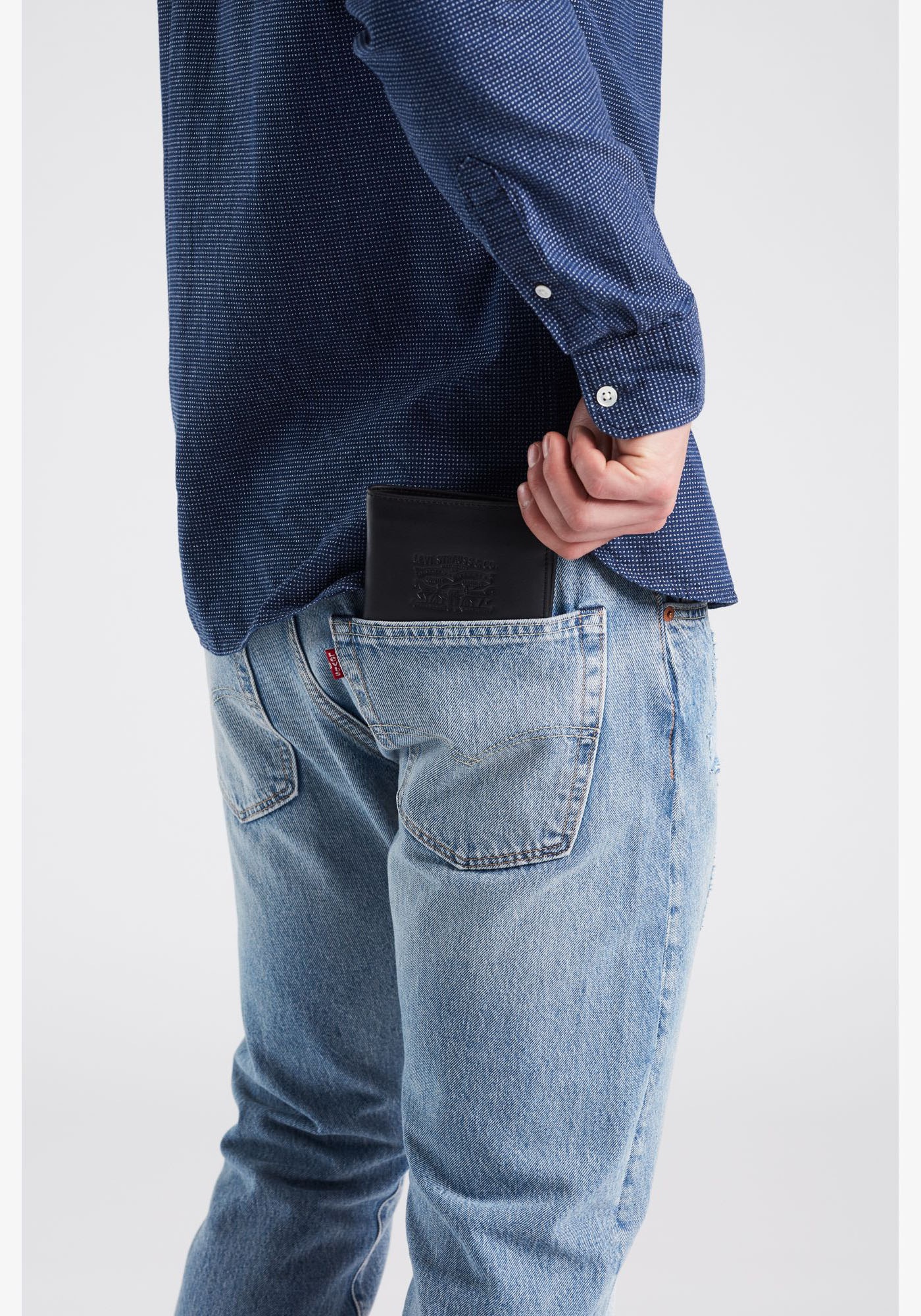 Levi's® Geldbörse »VINTAGE TWO HORSE BIFOLD COIN WALLET« aus Vollnarbenleder Herrenbörse Portemonnaie