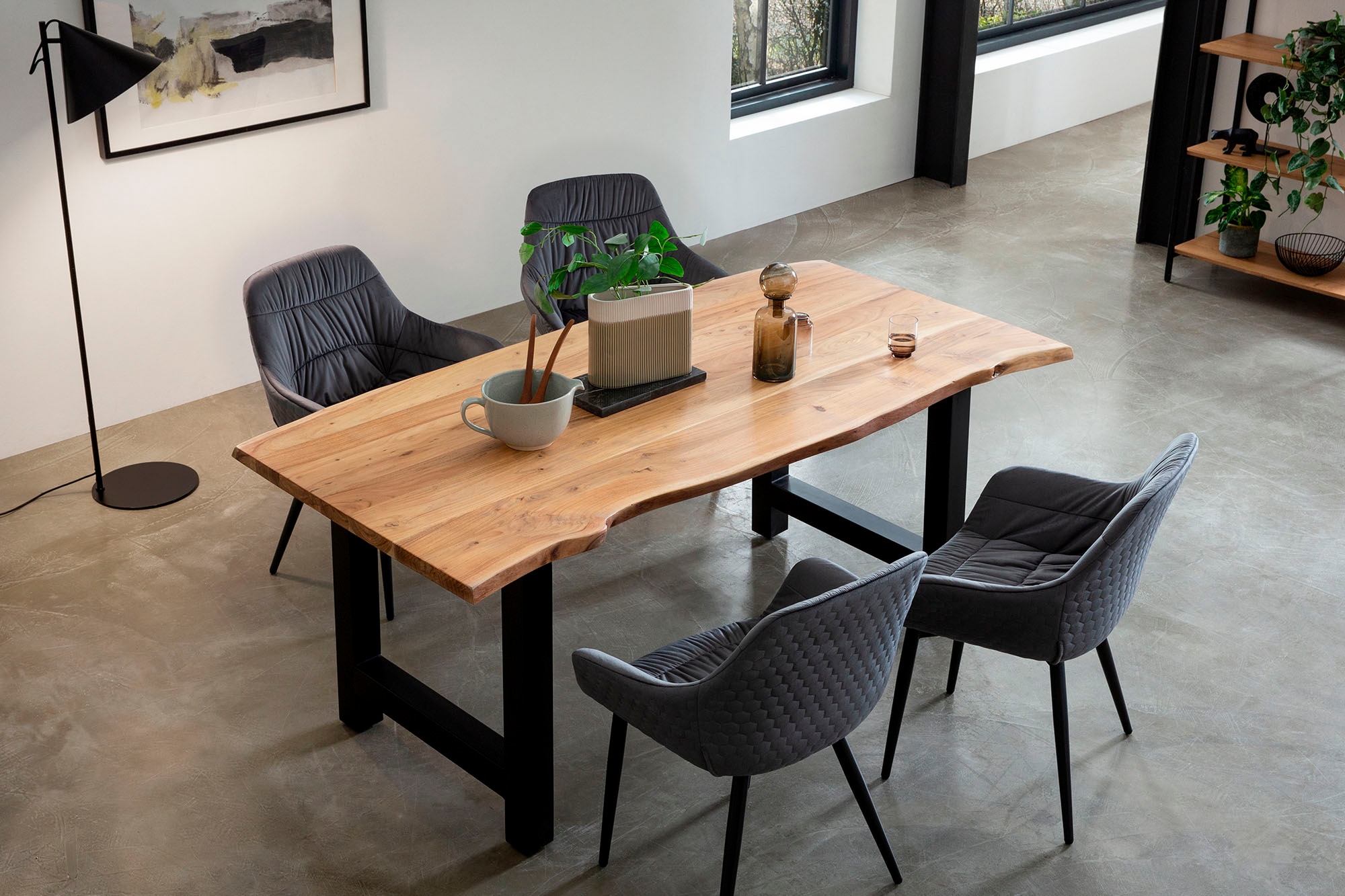 SalesFever Armlehnstuhl »Stilvoller Esszimmerstuhl für Komfort« () Esszimme günstig online kaufen