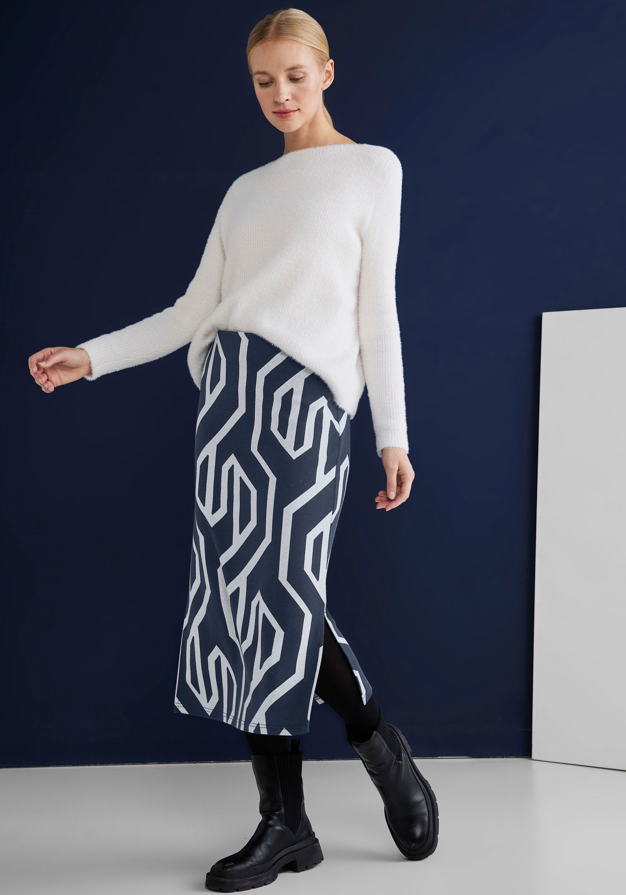 3. Bild von STREET ONE Midirock »STYLE PEPICA«, in grafischem Allover Muster