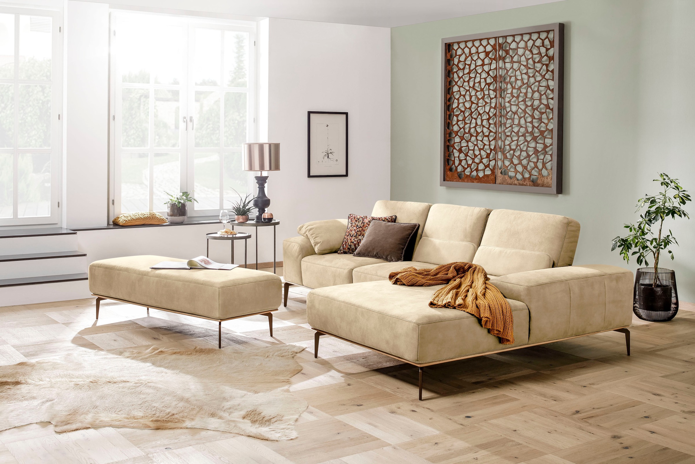 W.SCHILLIG Ecksofa »run, Designsofa mit tollem Sitzkomfort, bequem, L-Form«, mit Holzsockel, Füße in Bronze pulverbeschichtet, Breite 279 cm