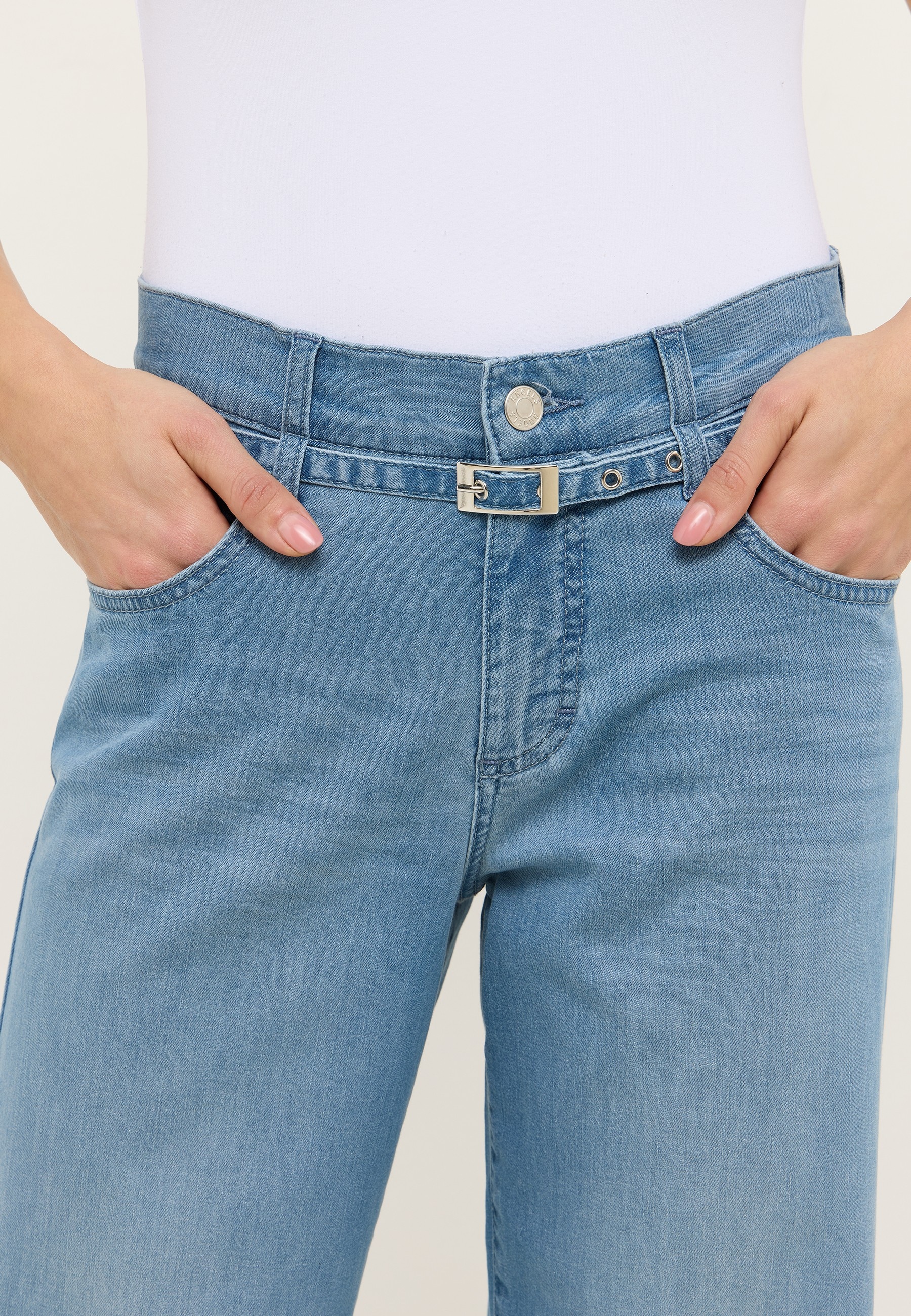 ANGELS Relax-fit-Jeans »LIZ BELT«, mit integriertem Gürtel