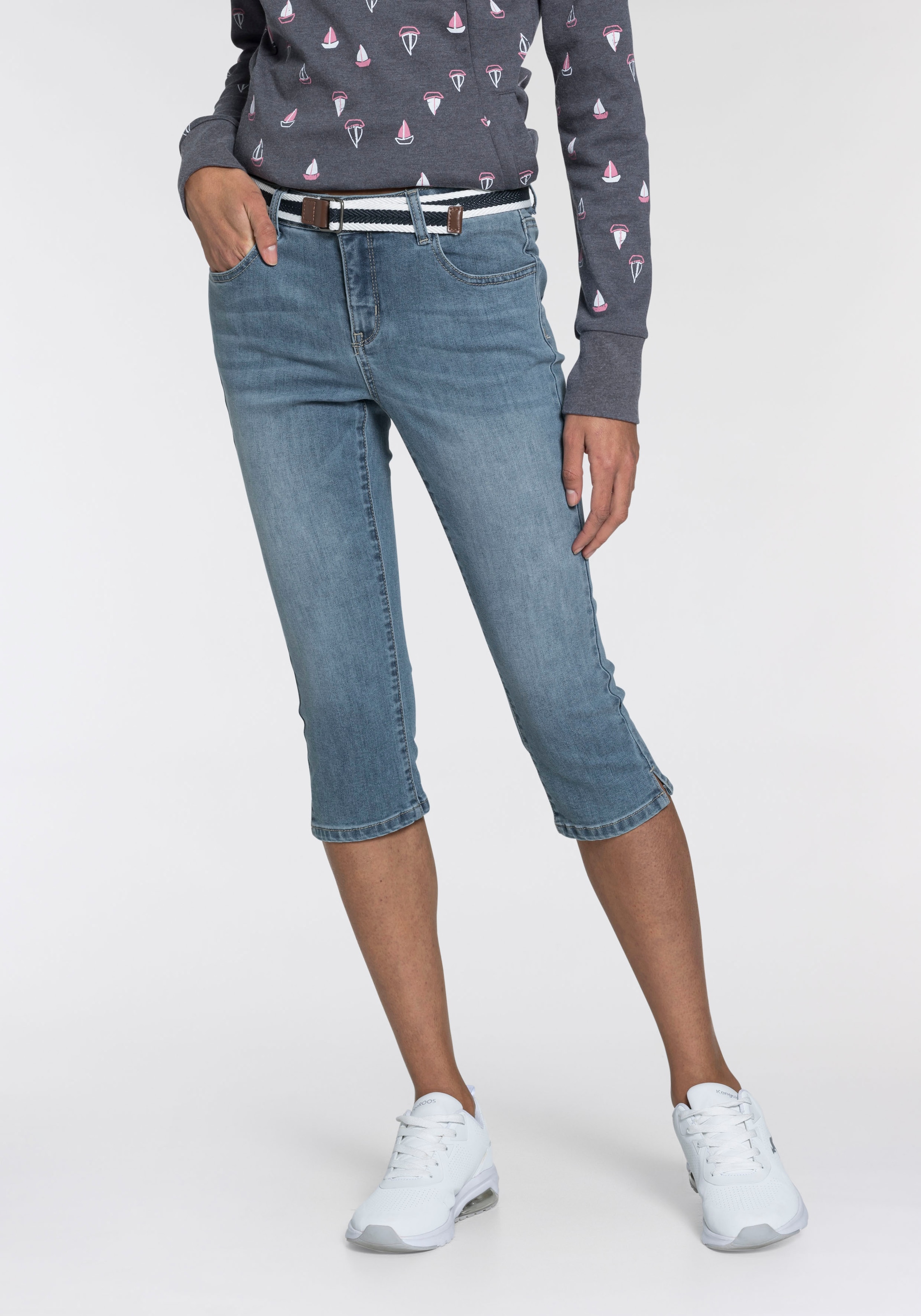 KangaROOS Caprijeans »CAPRI-JEANS mit Gürtel«, (Set, mit abnehmbarem Gürtel), mit passendem Gürtel