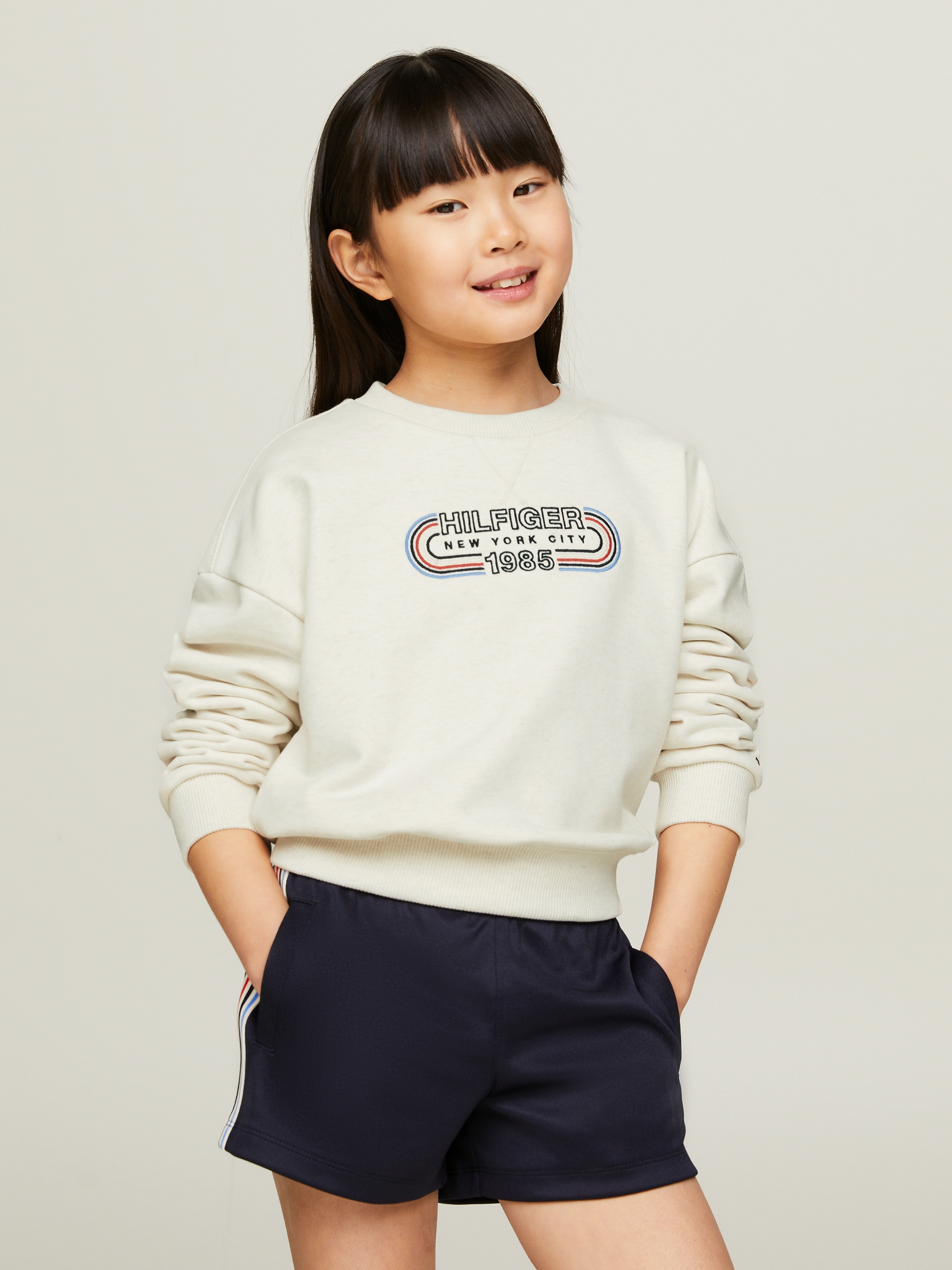 Tommy Hilfiger Sweatshirt »HILFIGER 1985 SWEATSHIRT«, Kinder bis 16 Jahre