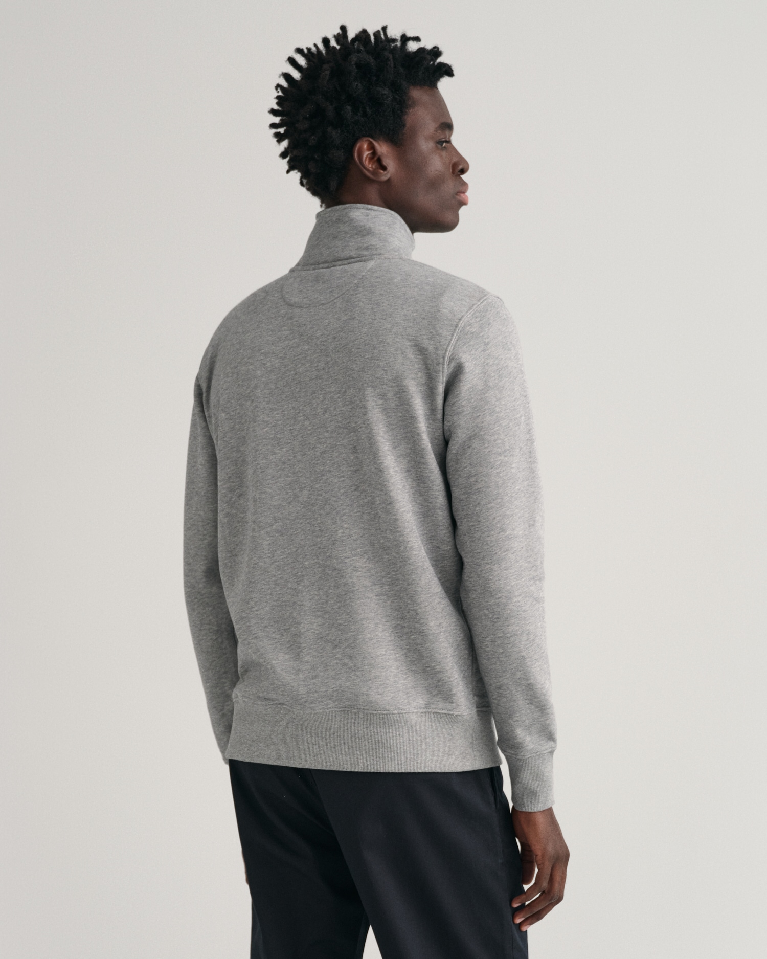 Gant »REG SHIELD HALF ZIP SWEAT«, mit Logostickerei auf der Brust
