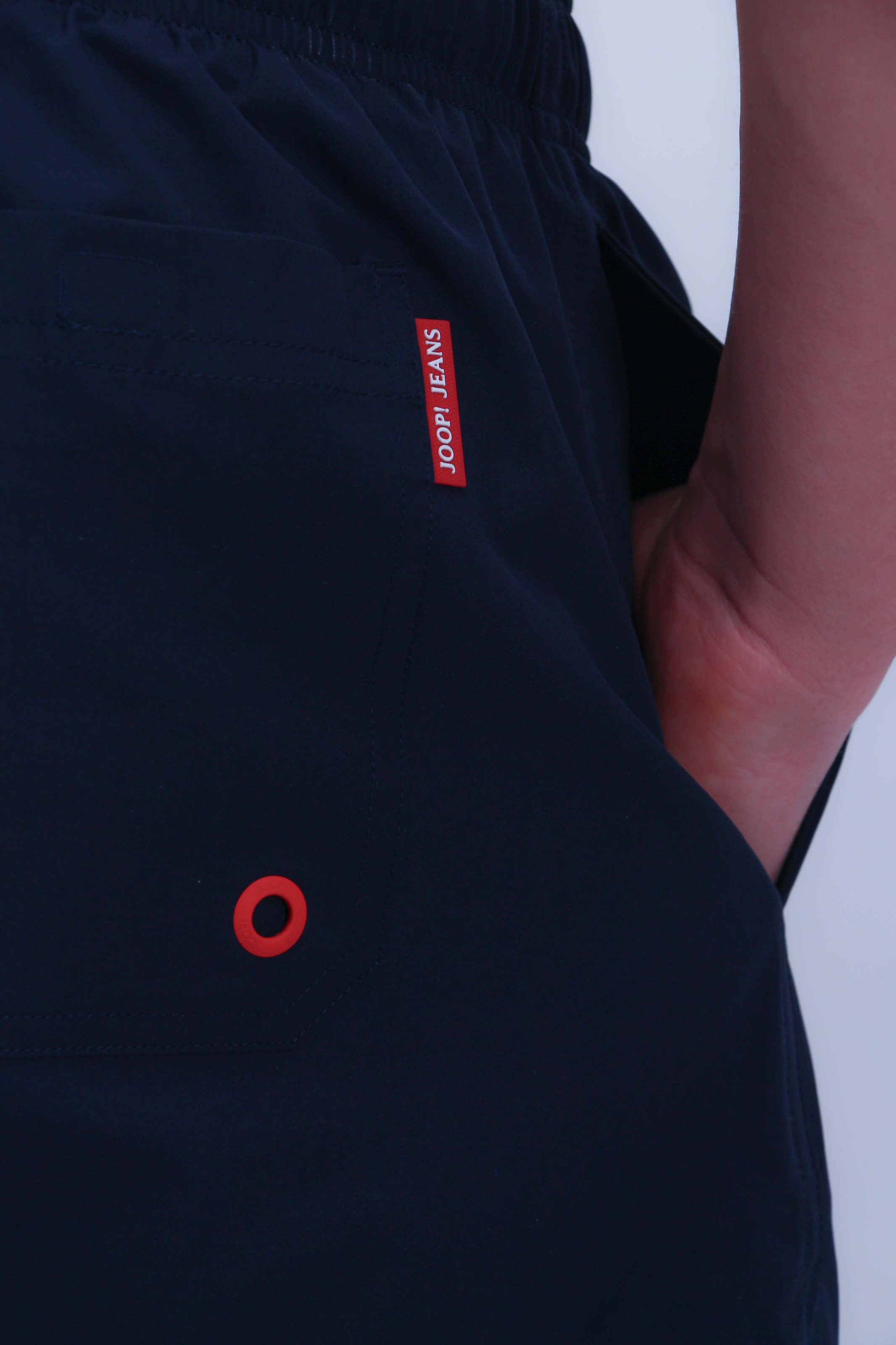 JOOP! Jeans Badeshorts »Iconic«, seitliche Eingrifftaschen