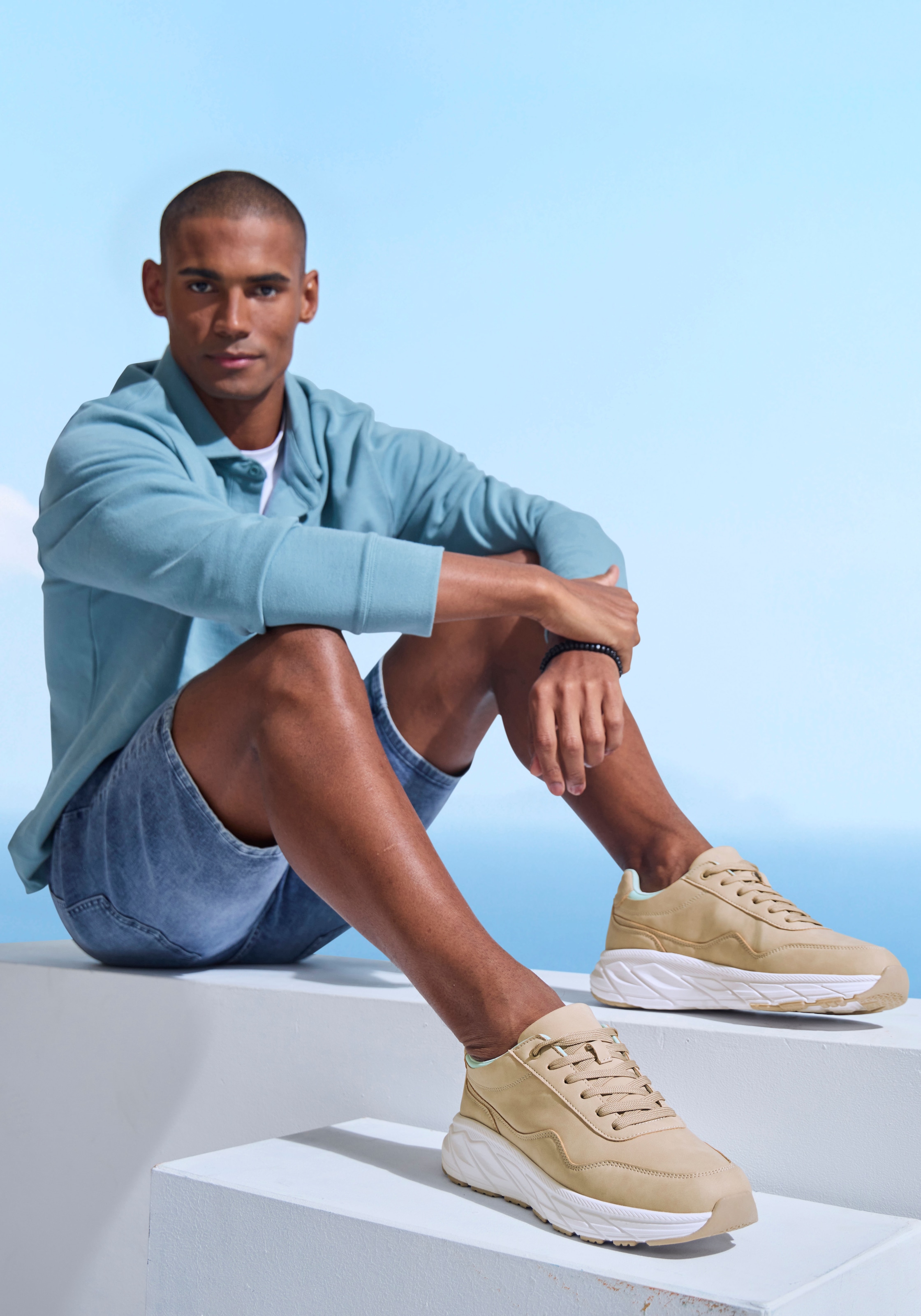 John Devin Sneaker »Schnürschuh, Freizeitschuh, Schnürhalbschuh, Halbschuh, Turnschuh«  mit kontrastfarbenem Innenfutter Unisex VEGAN