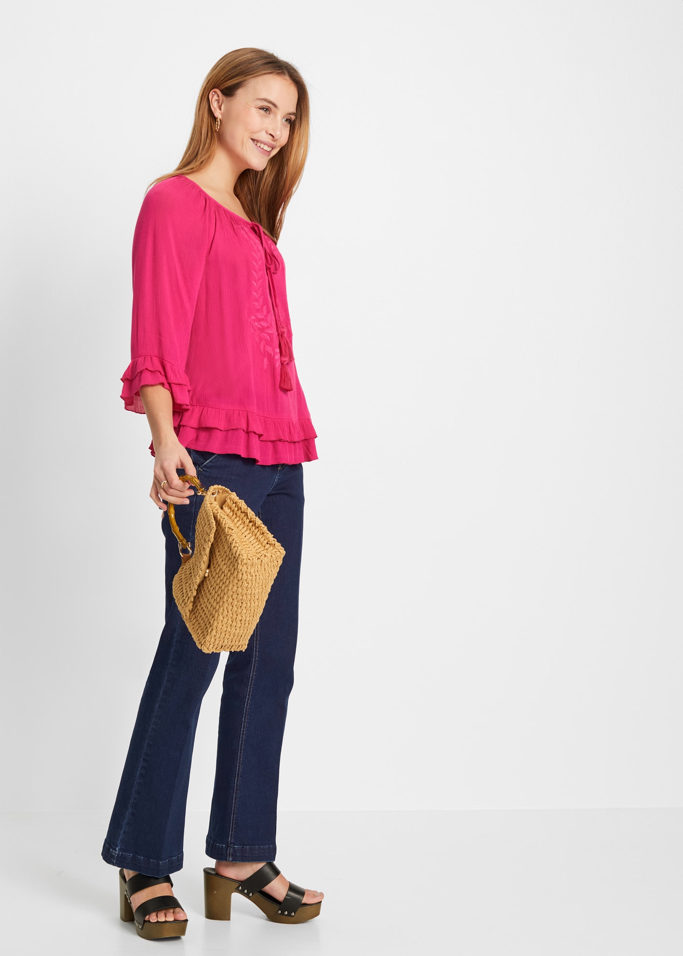 bonprix Tunika 1 A-Linien-Passform, mit 3/4-Ärmeln, gleichfarbige Stickerei